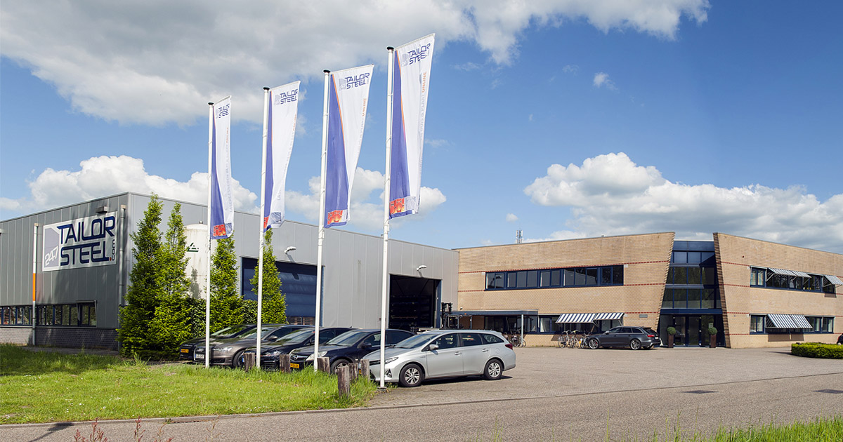 Coverphoto for E-mail Automation en CRO-Specialist at 247TailorSteel