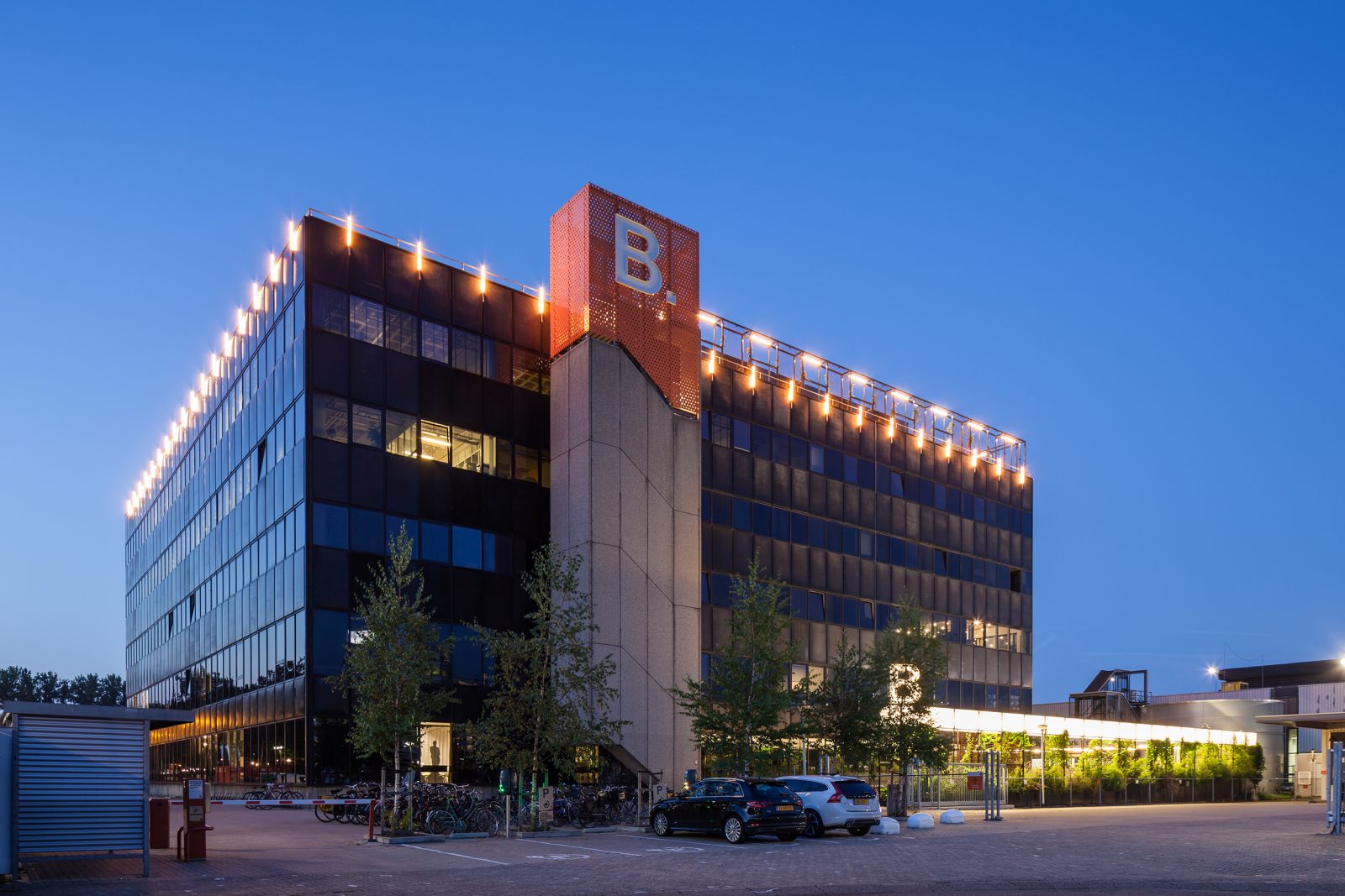 DeClubb - Jouw Online Marketing Partner's cover photo