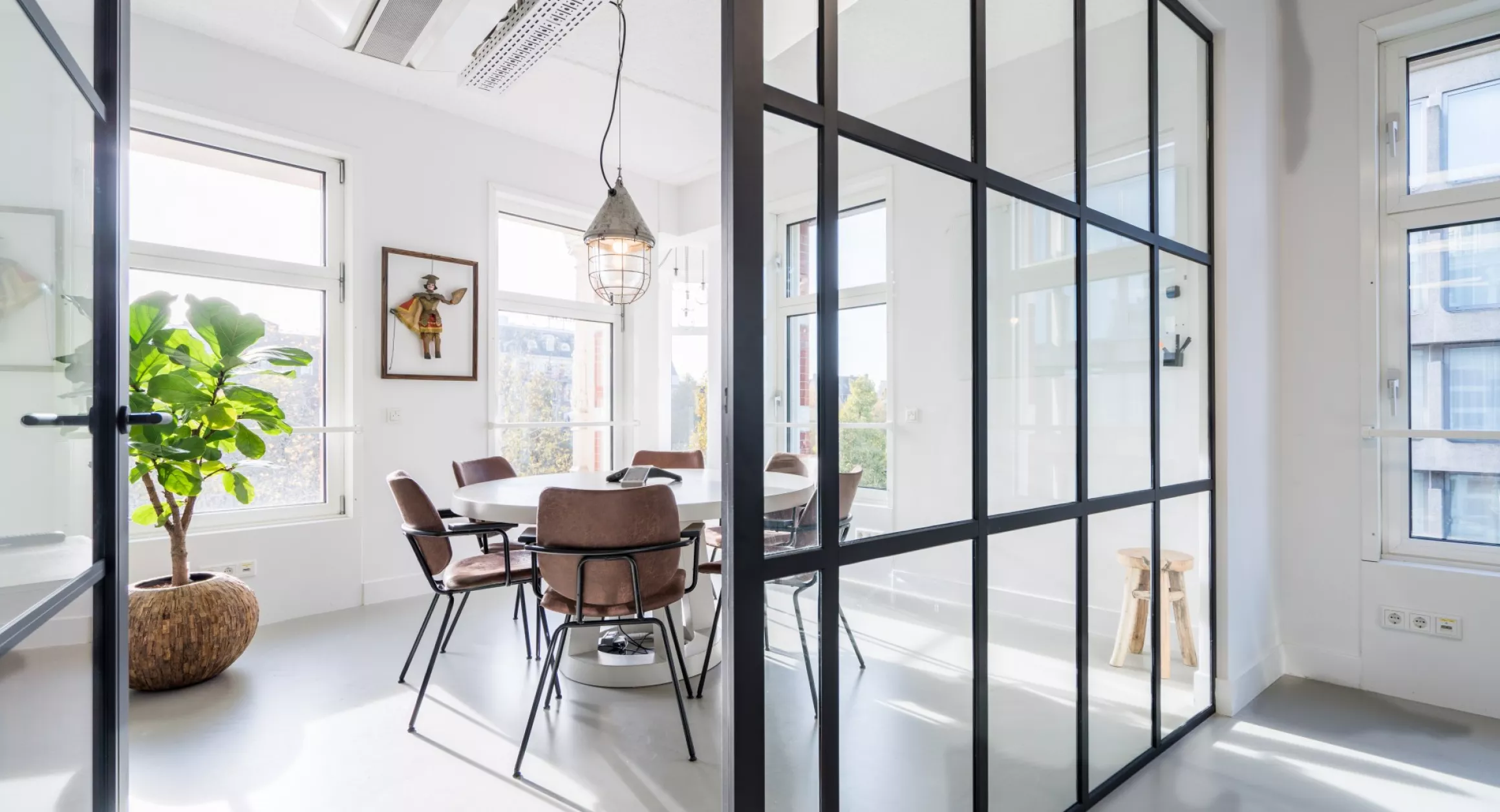 Giddix's cover photo