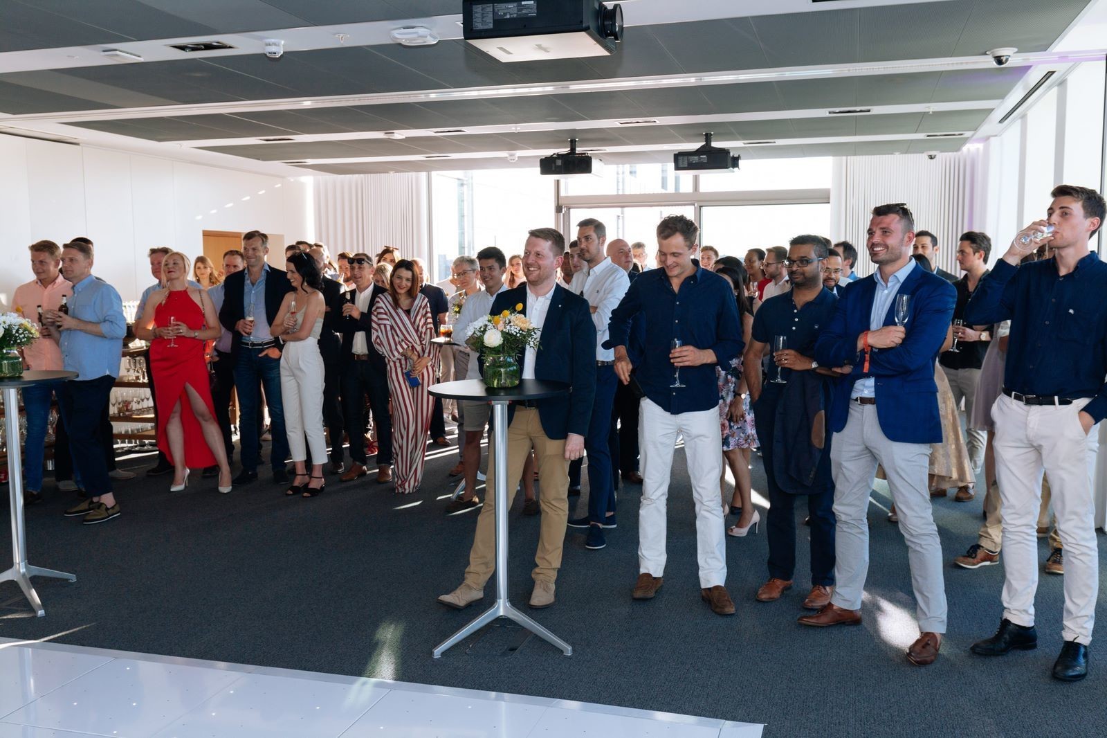 Omslagfoto van Wavestone