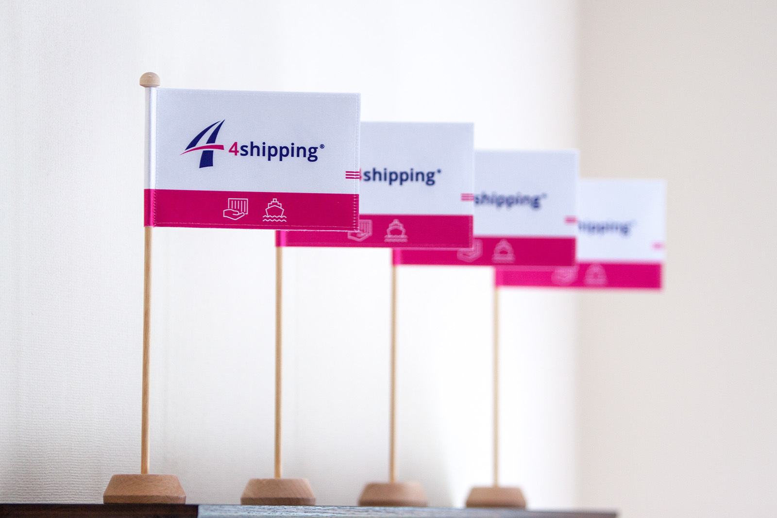 4shipping's cover photo