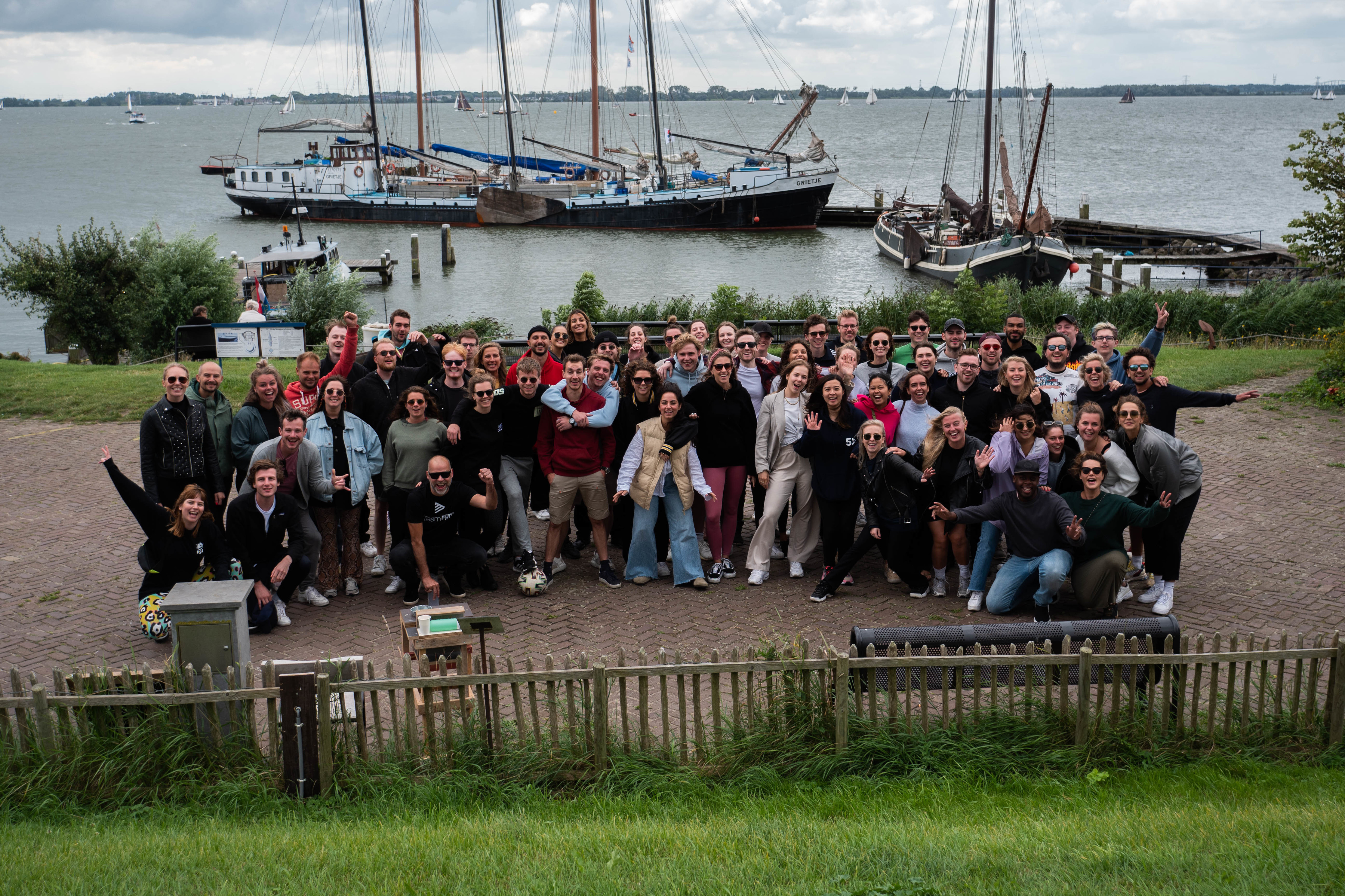 Coverphoto for Creative Operations Manager at Team5pm