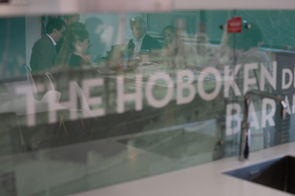 Omslagfoto van Student Stagiair bij Hoboken law firm