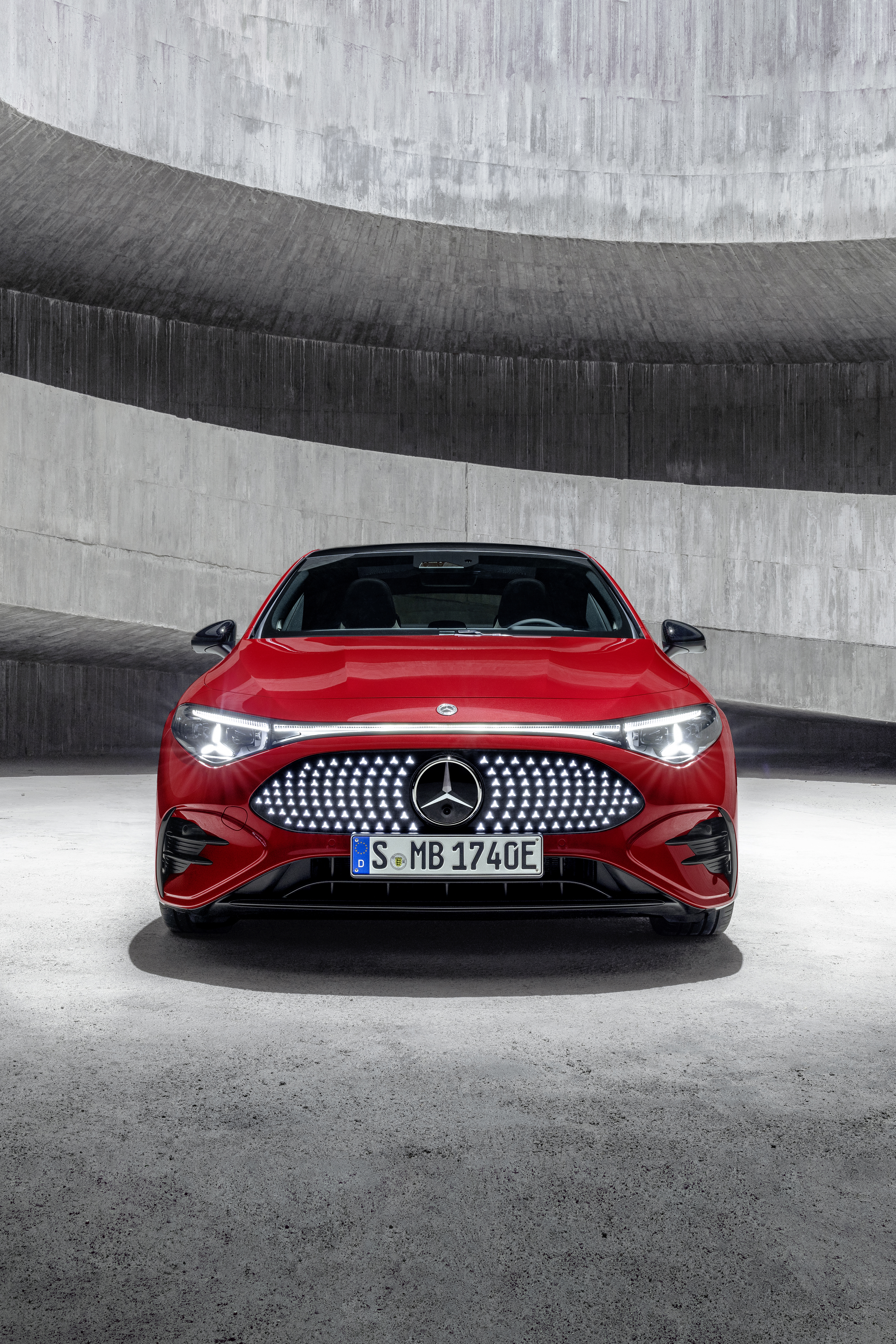 Mercedes-Benz Nederland B.V.'s cover photo