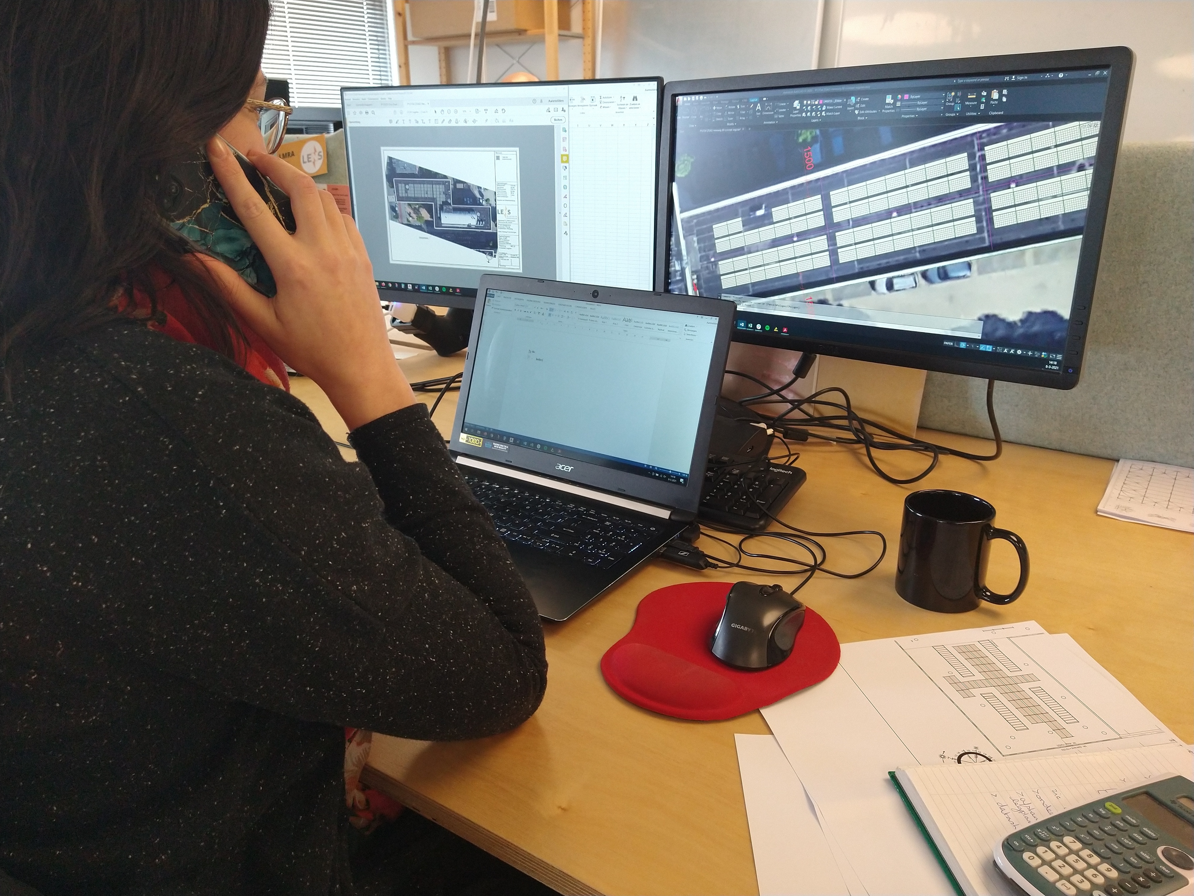 Lens bv's cover photo