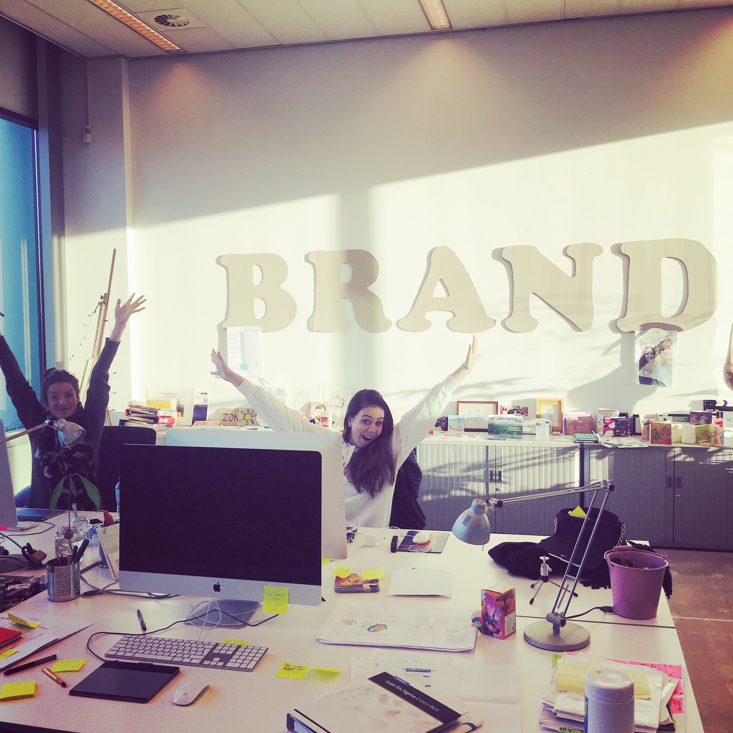 Omslagfoto van Buro BRAND