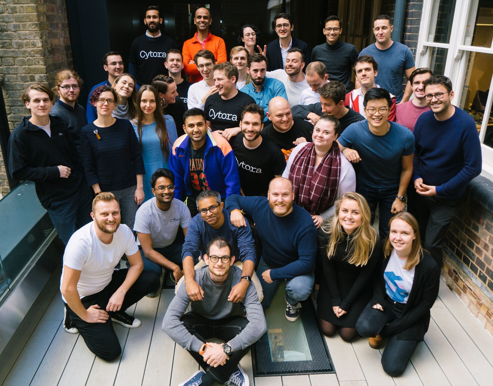 Omslagfoto van Cytora