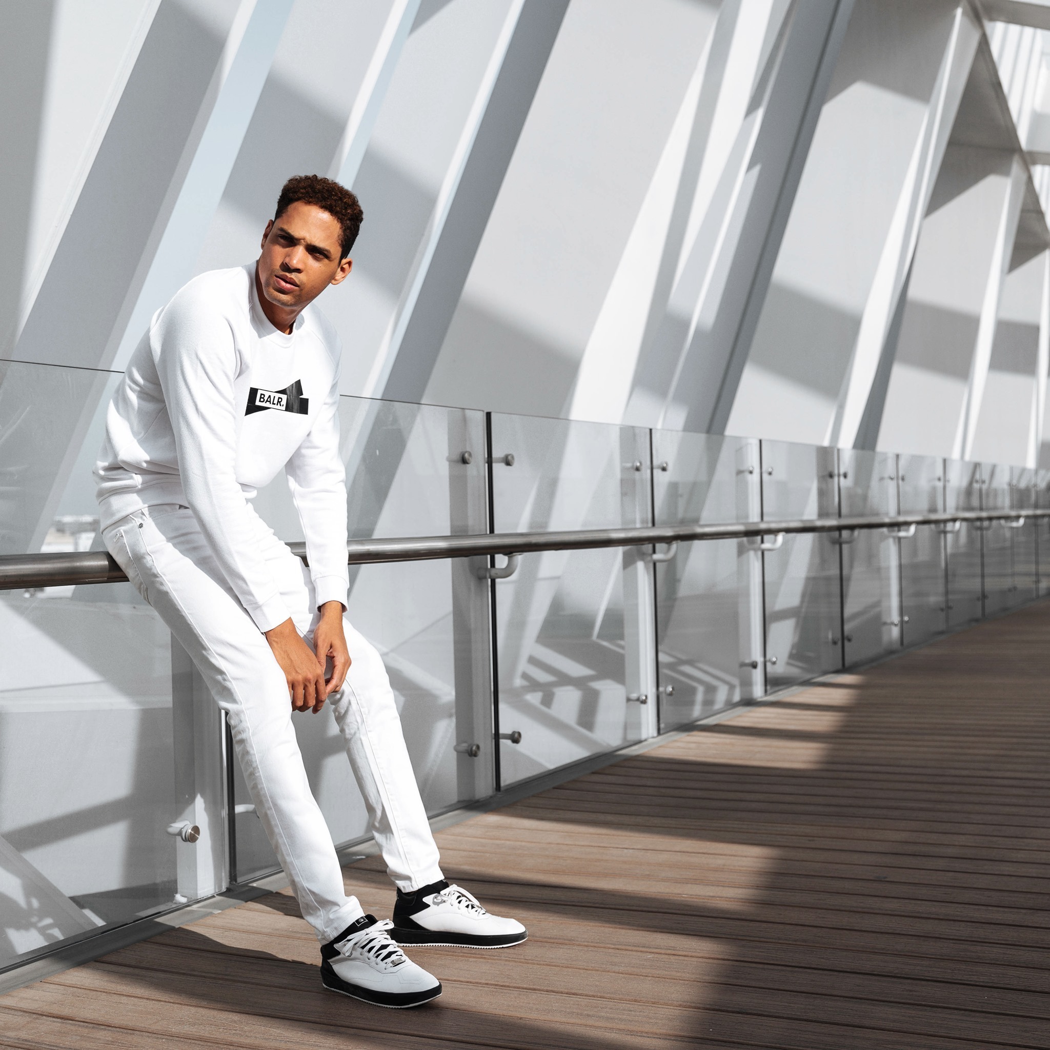 Omslagfoto van BALR.