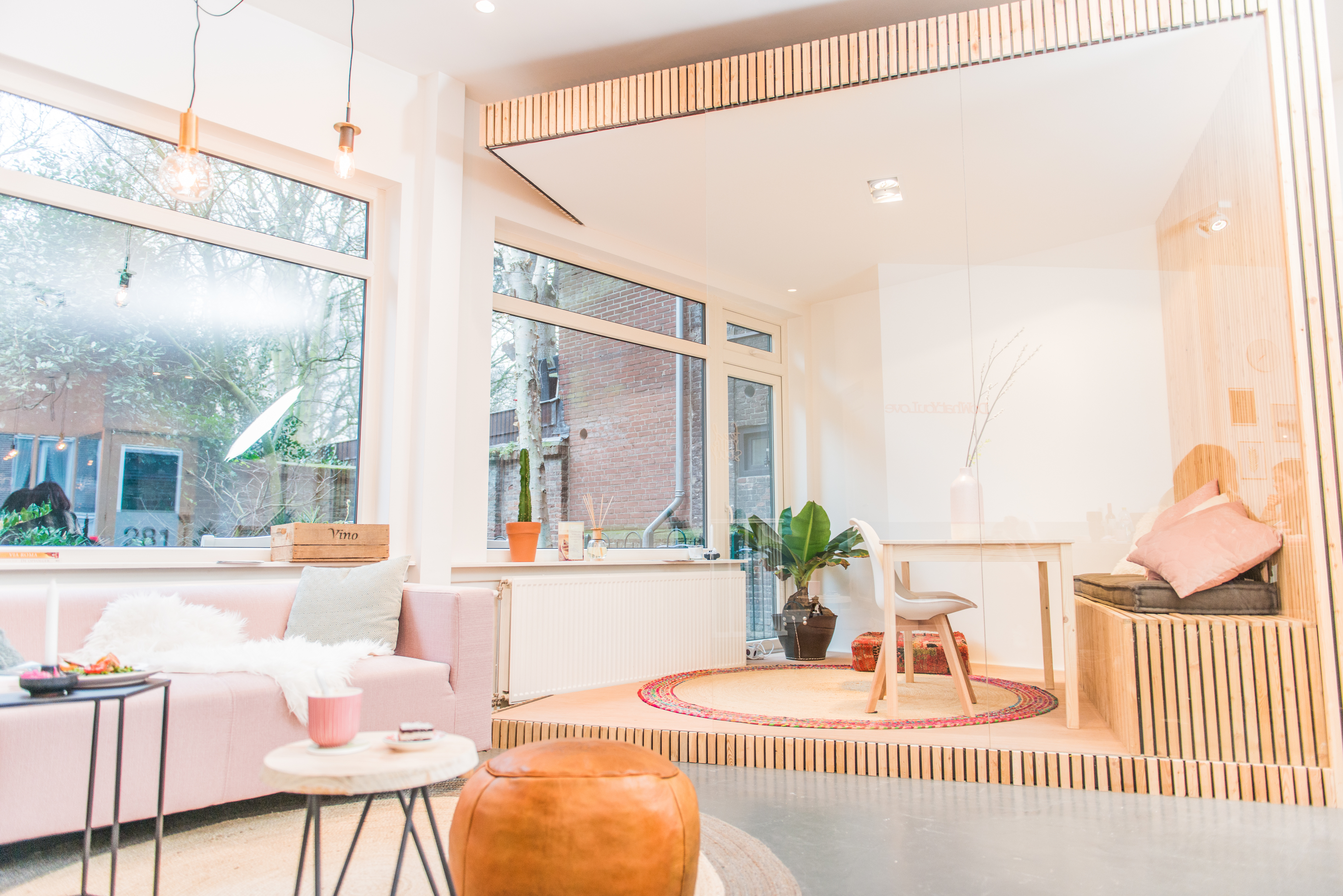 Omslagfoto van Doors Open & Doors Open Female Hub