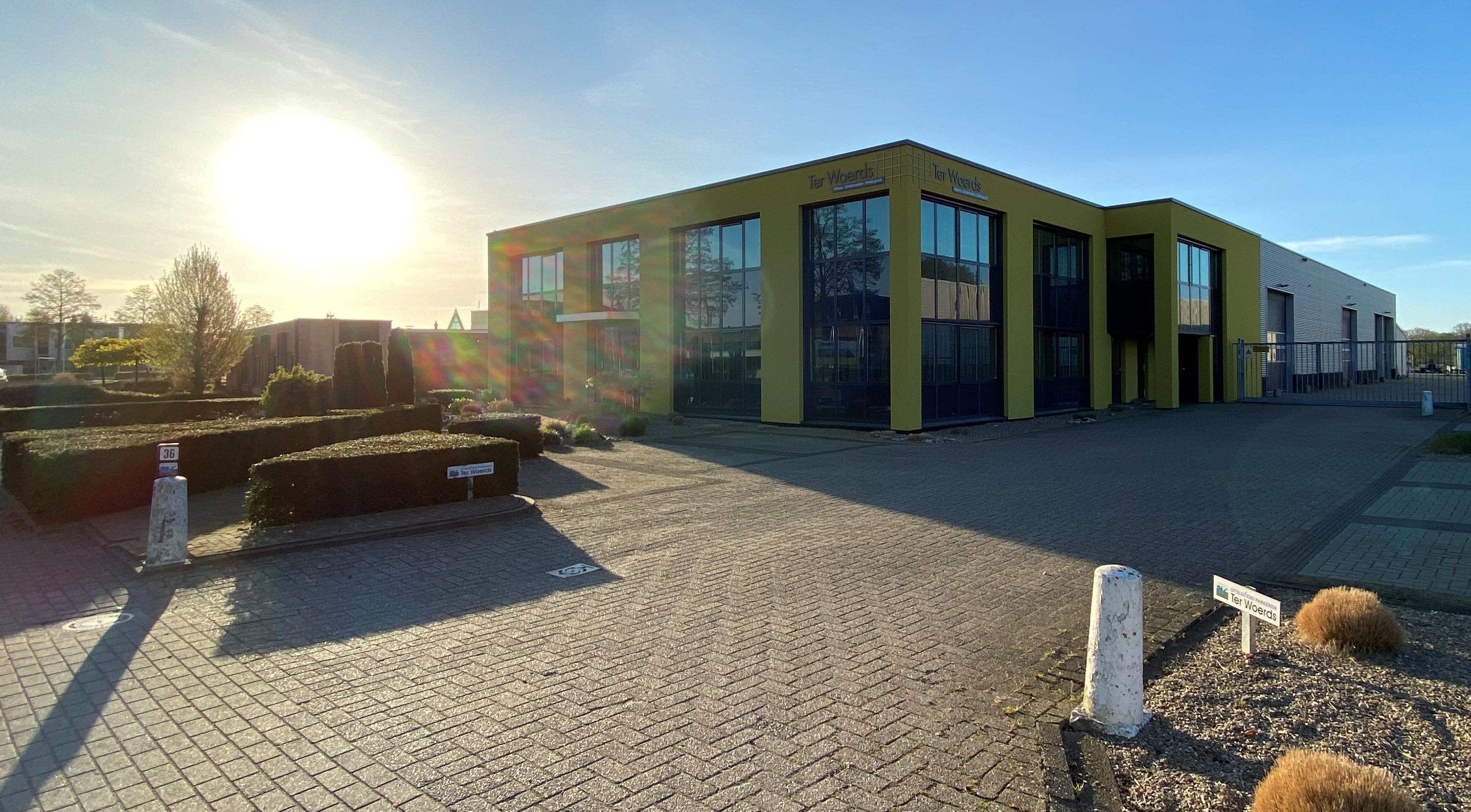 Omslagfoto van Ter Woerds Afbouw en Schilderwerken BV