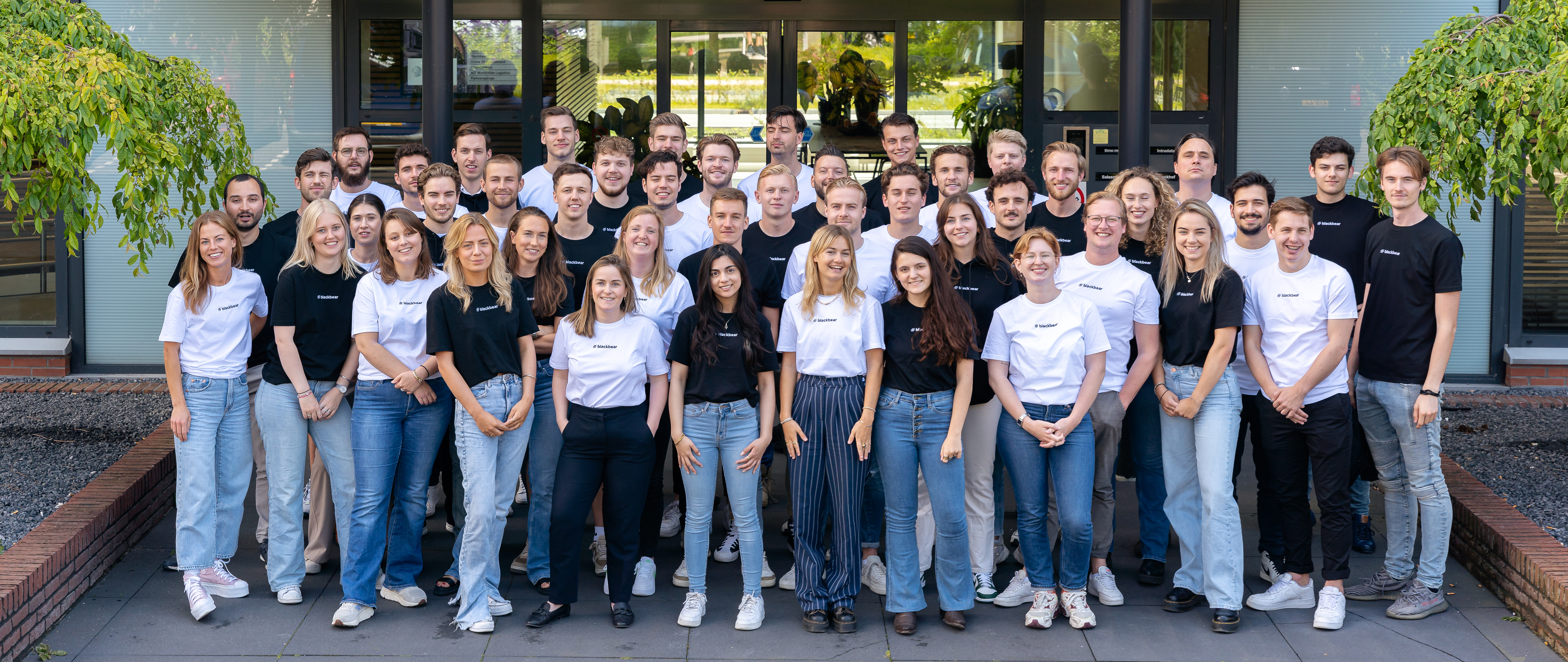 blackbear's cover photo