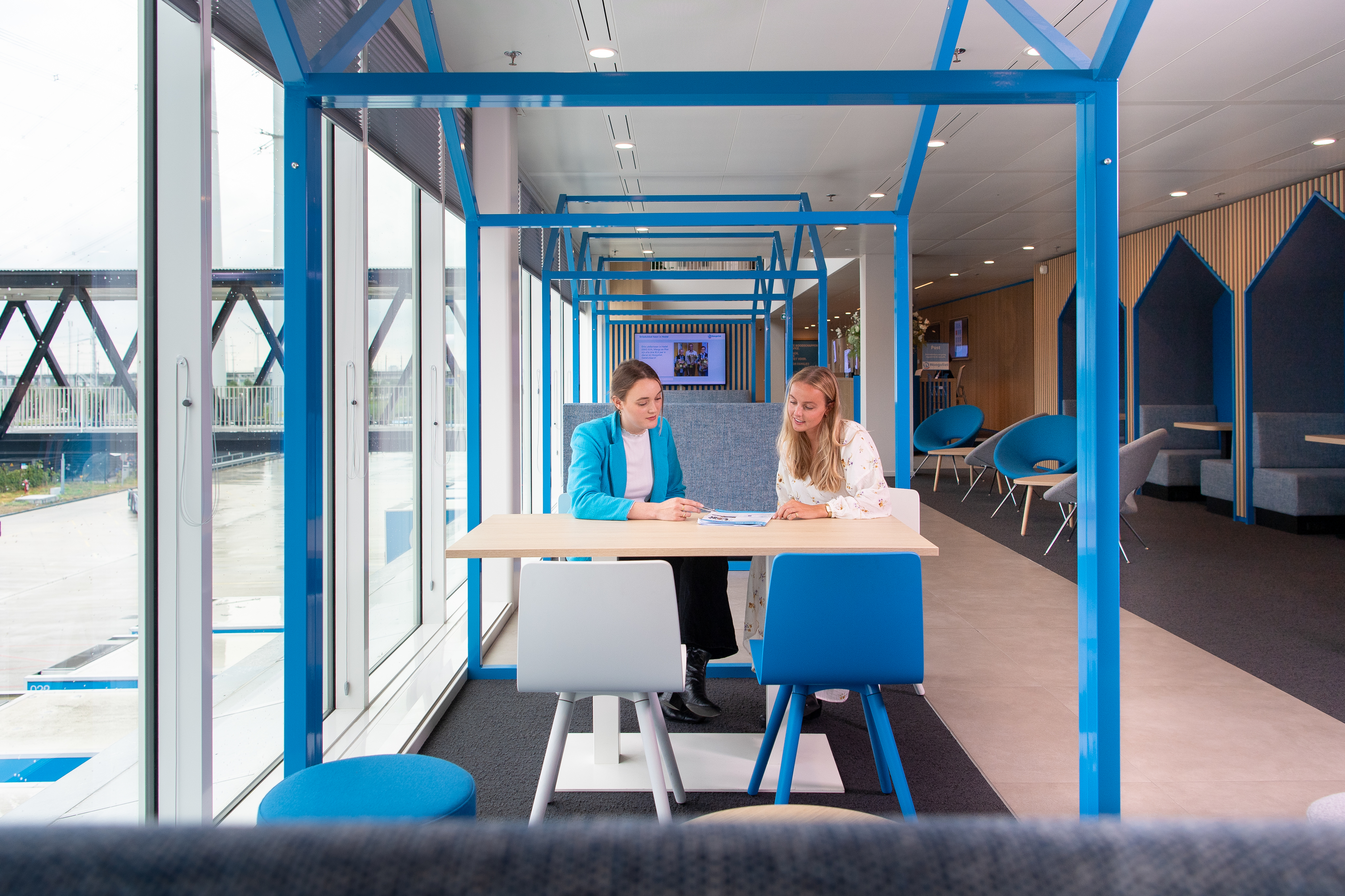 Hoogvliet Supermarkten's cover photo