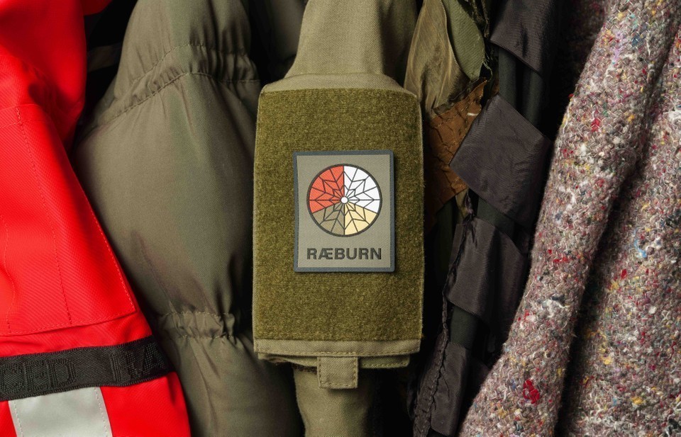 Omslagfoto van RÆBURN