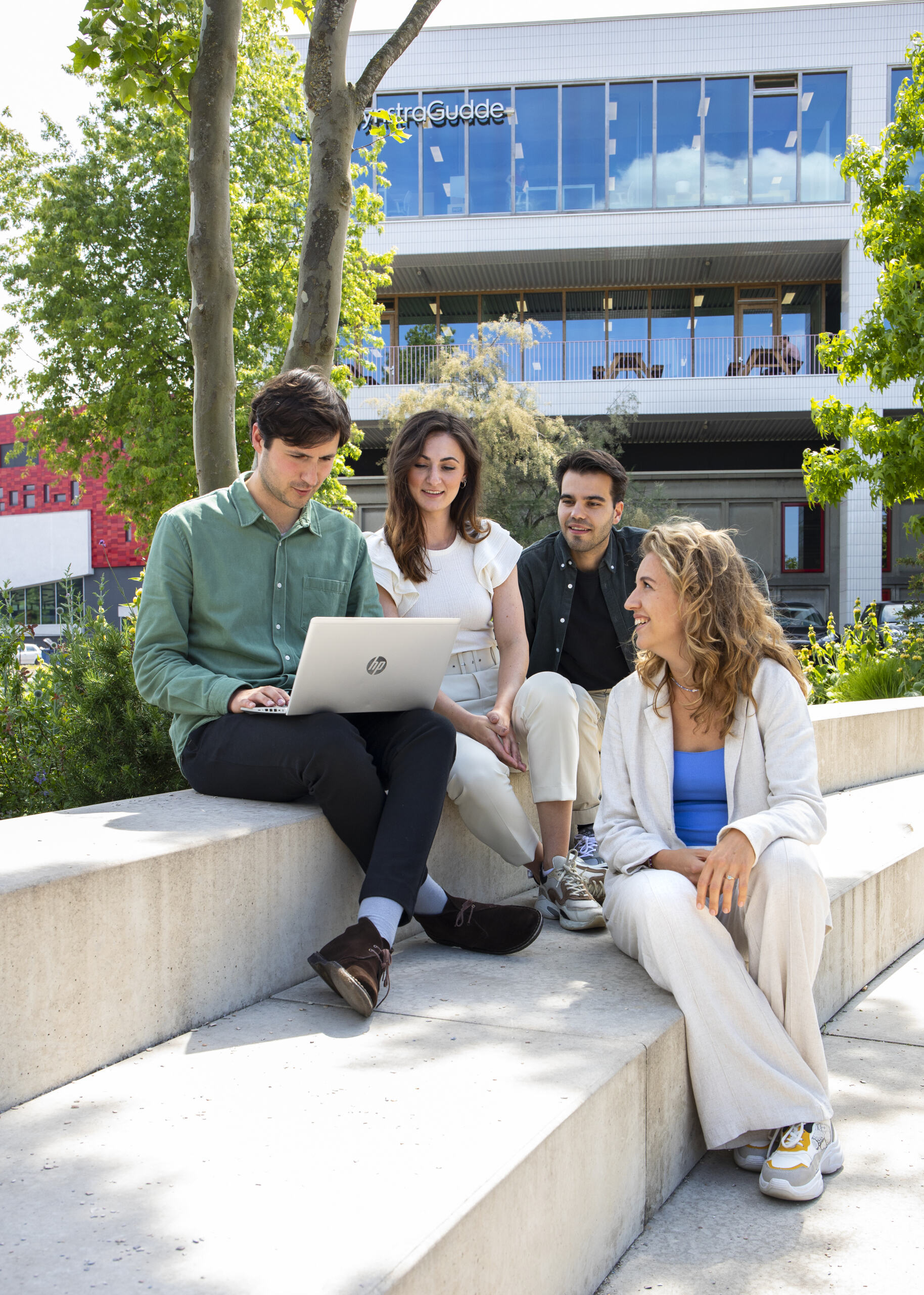 OchtendMensen's cover photo