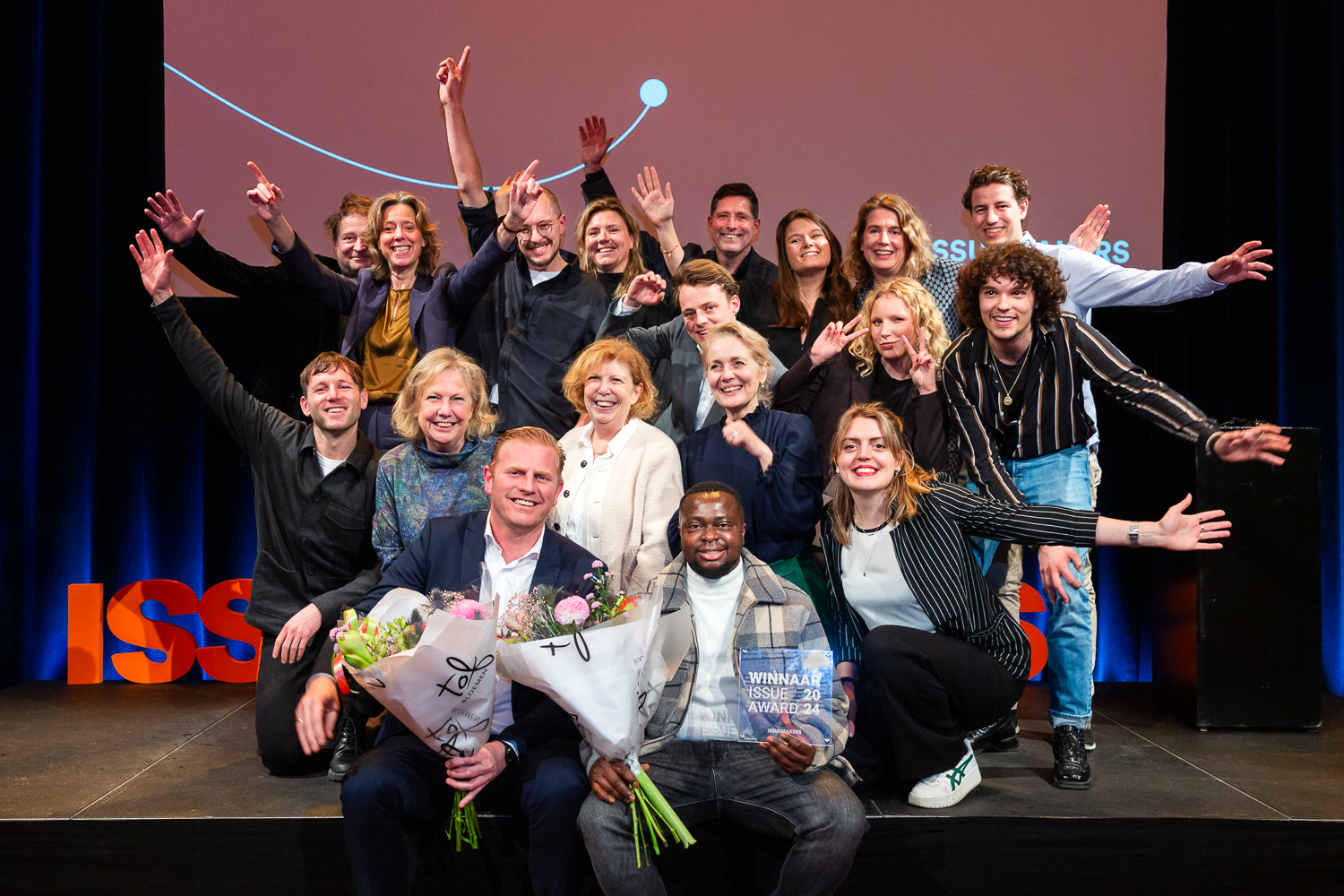 Issuemakers's cover photo