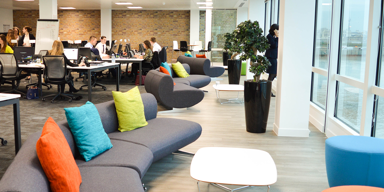 Omslagfoto van FDM UK