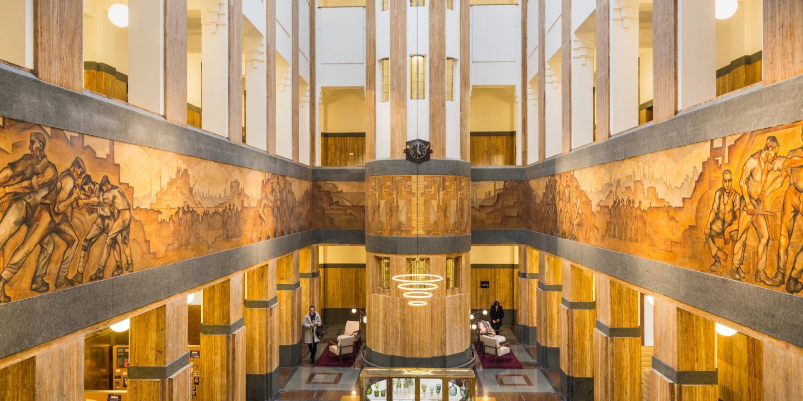 Macan Legal's cover photo