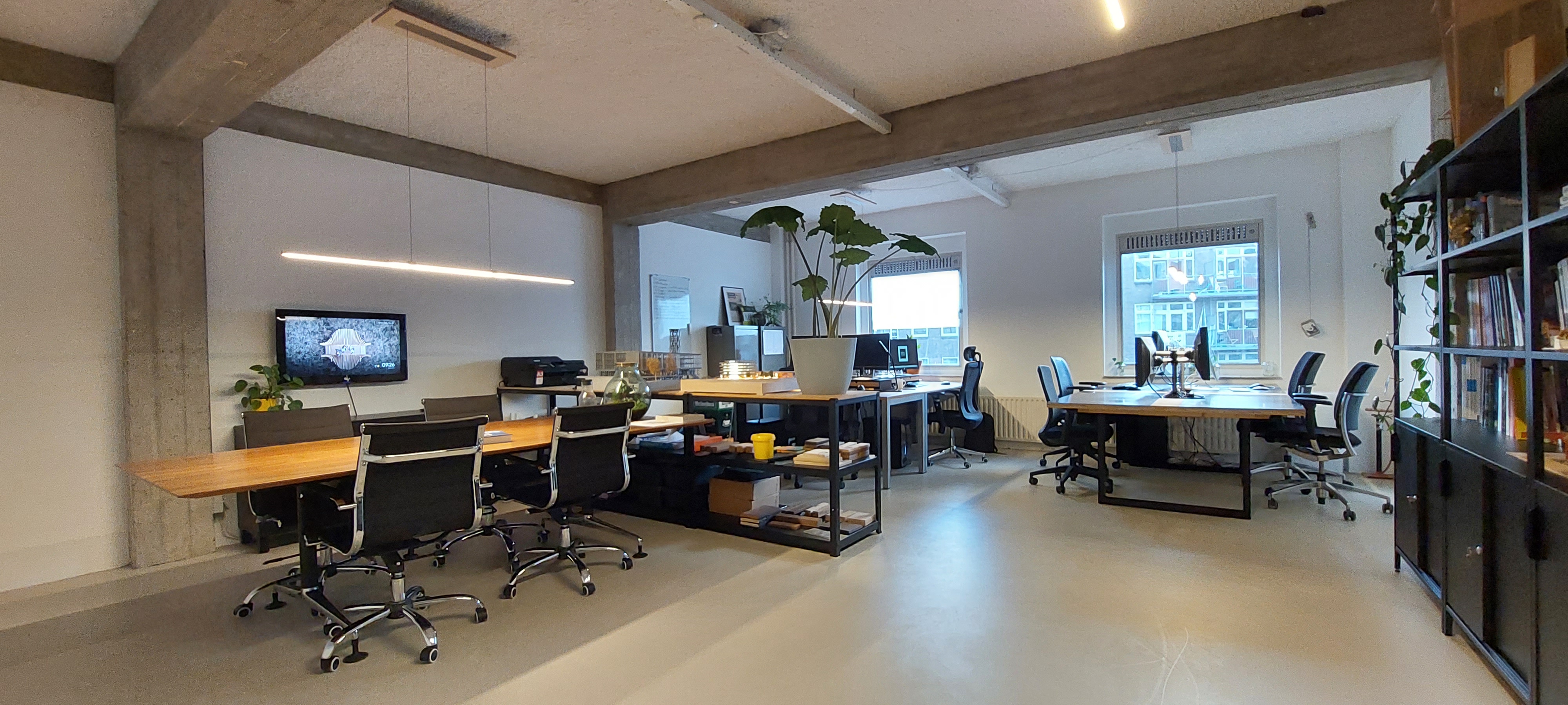 Omslagfoto van Studio TMOJ