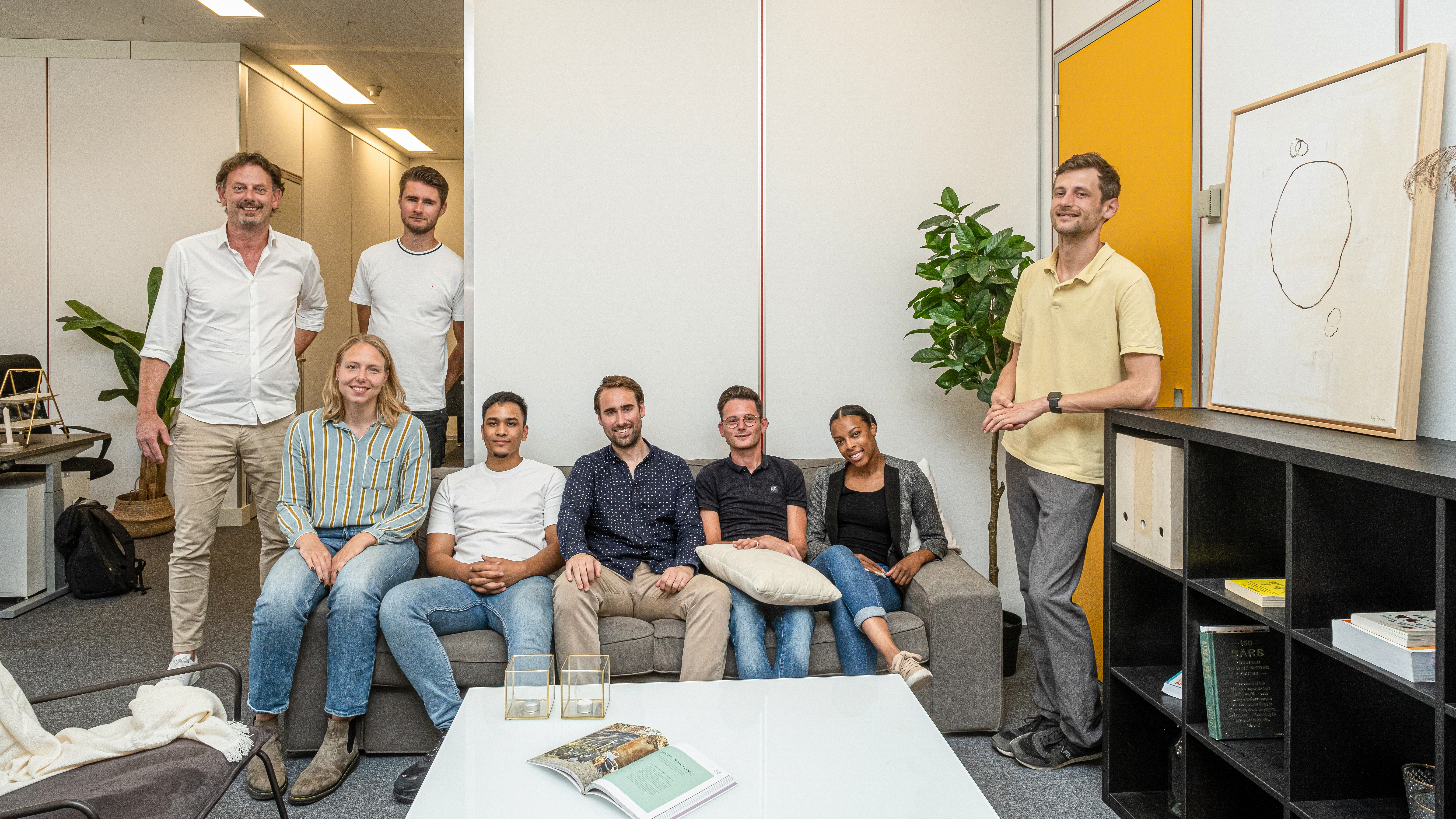 Omslagfoto van LeadHQ