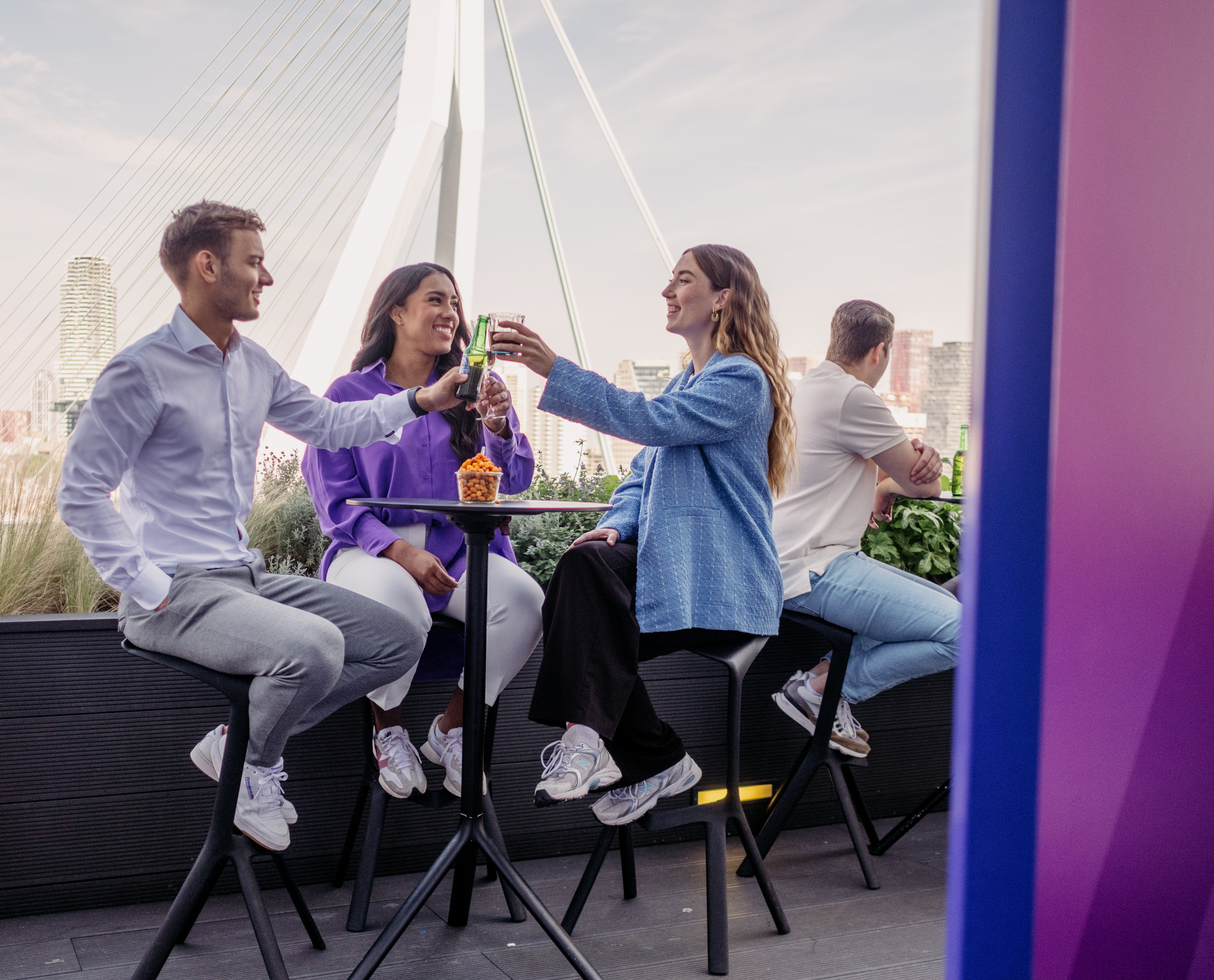 Omslagfoto van Traineeship Finance &amp; Overheid bij Profource