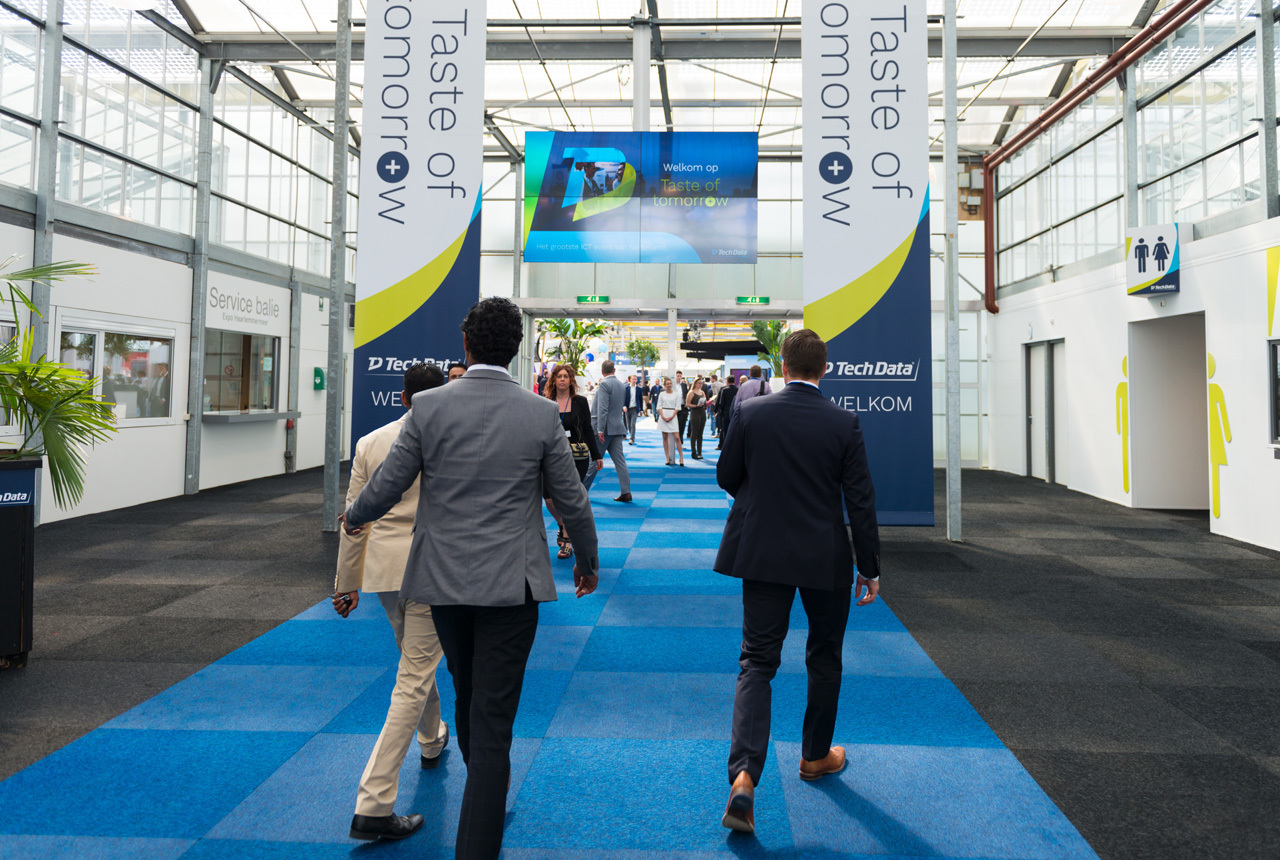 Omslagfoto van Tech Data UK