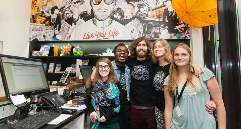 Beds and Bars Group's cover photo