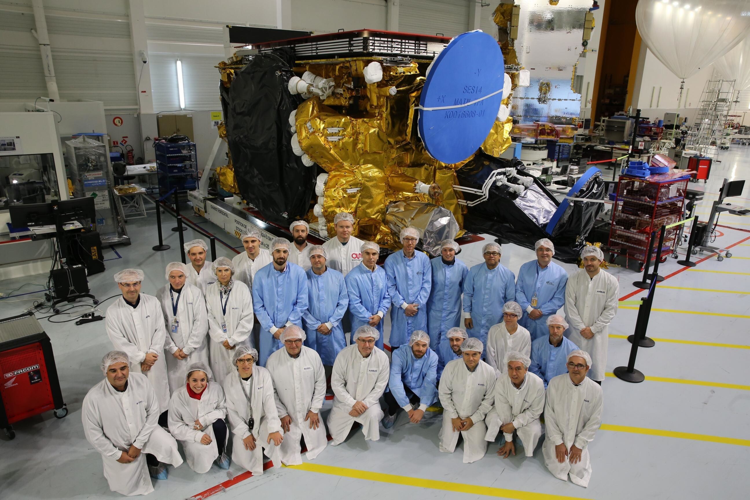 Omslagfoto van SES Satellites