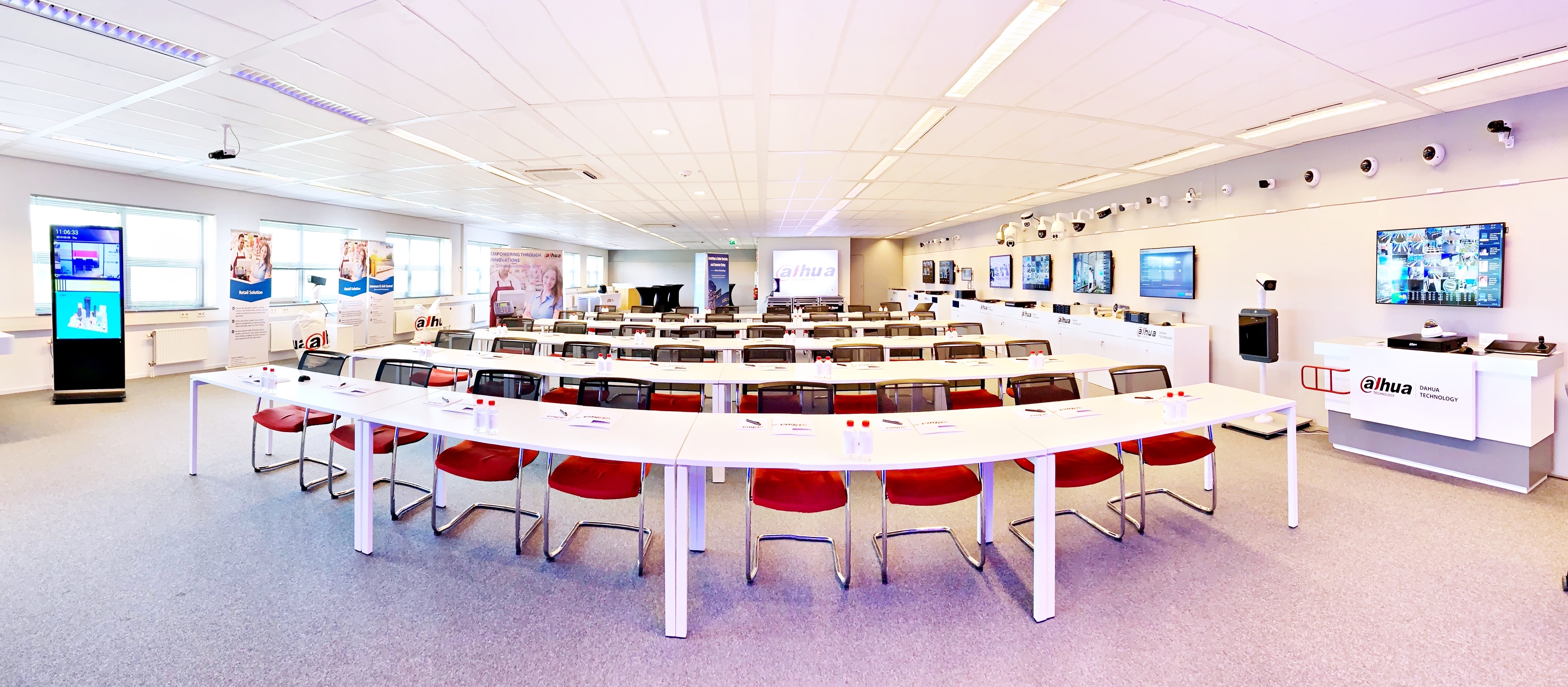 Dahua Europe BV's cover photo