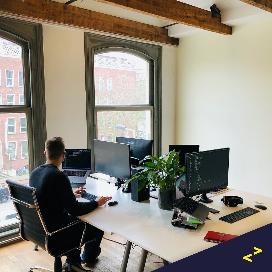 Omslagfoto van Tabs & Spaces