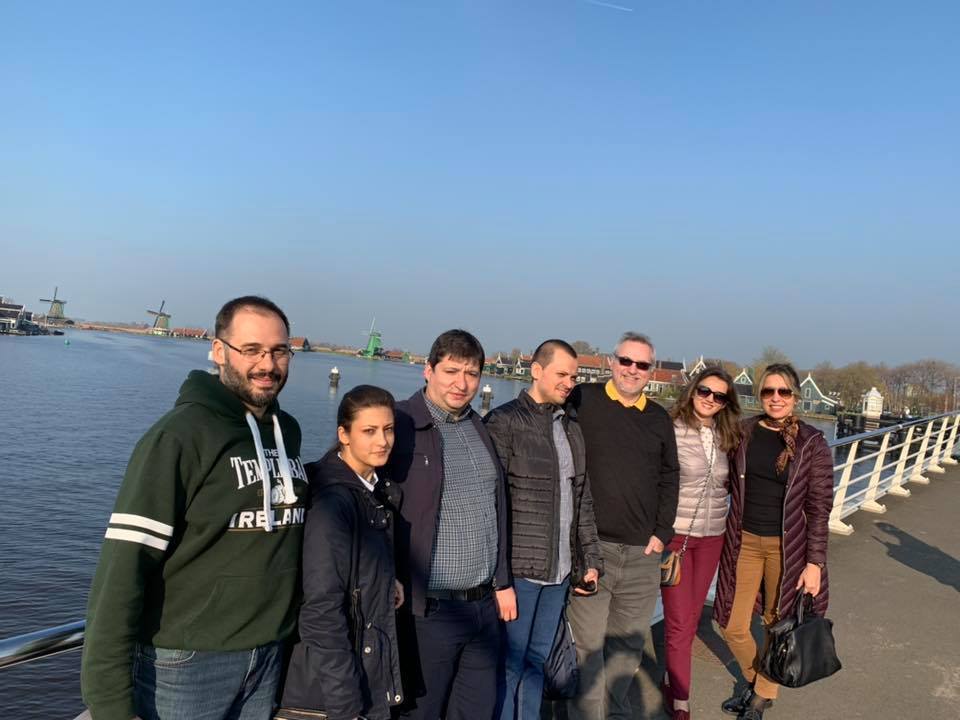 Omslagfoto van Infinite Solutions