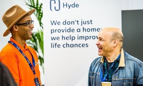 Omslagfoto van Hyde Group