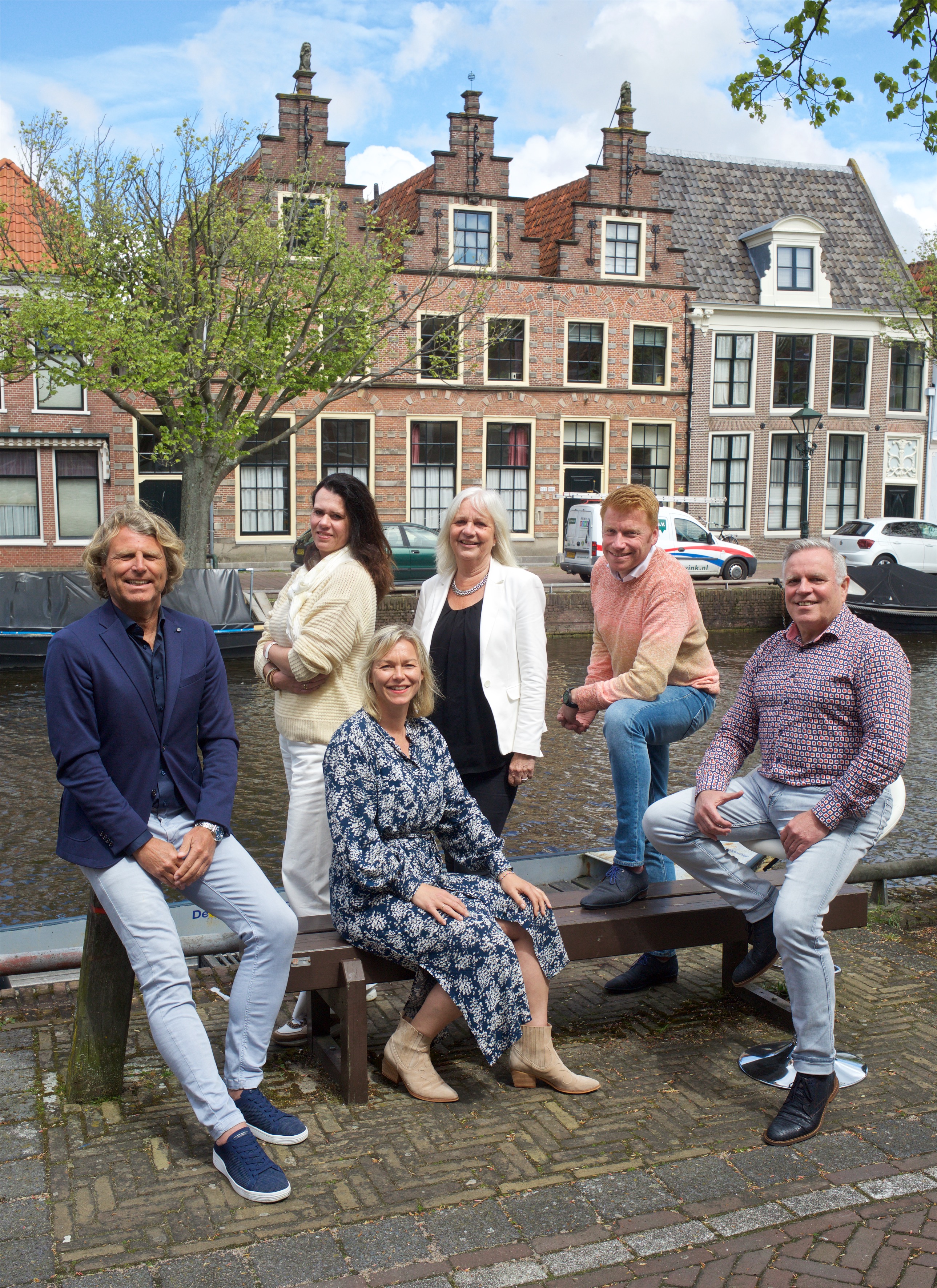 De Financiele Wereld BV's cover photo