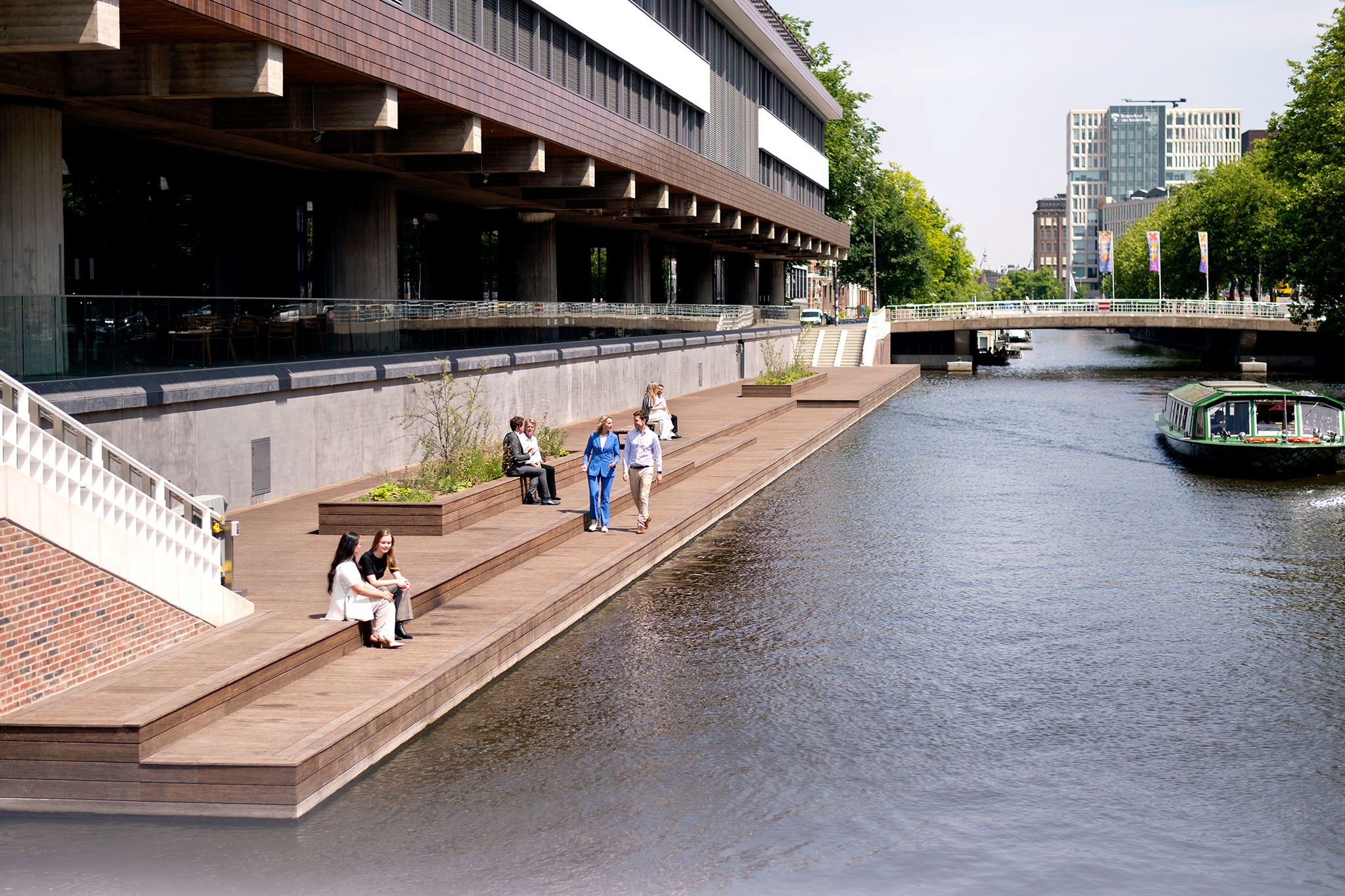 De Nederlandsche Bank's cover photo