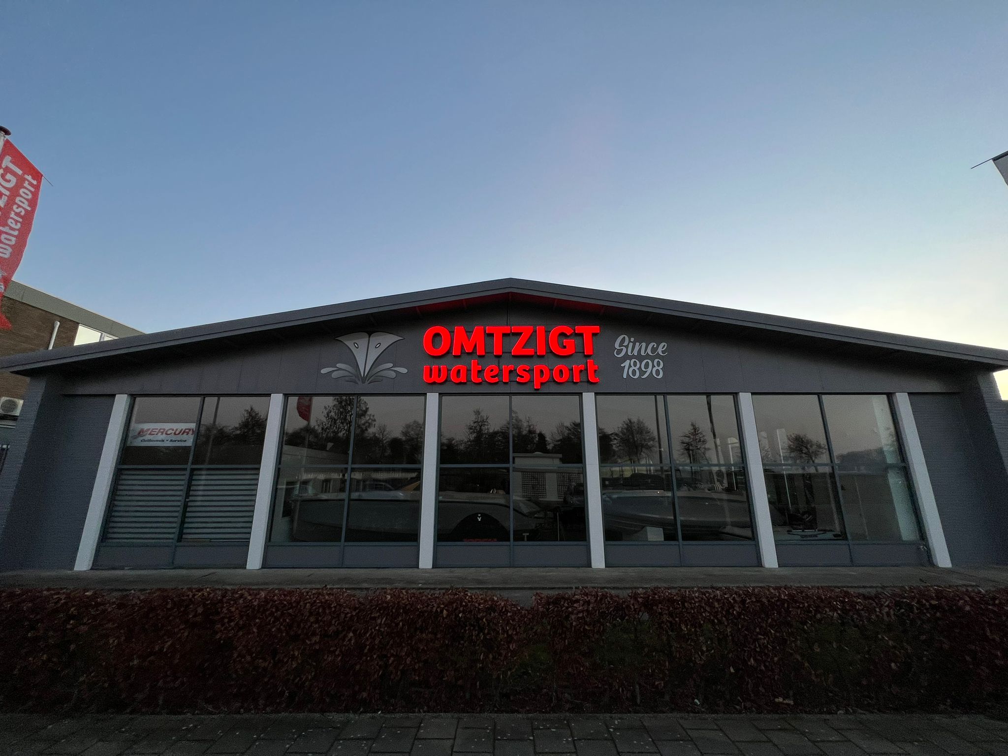 Omslagfoto van Omtzigt Watersport