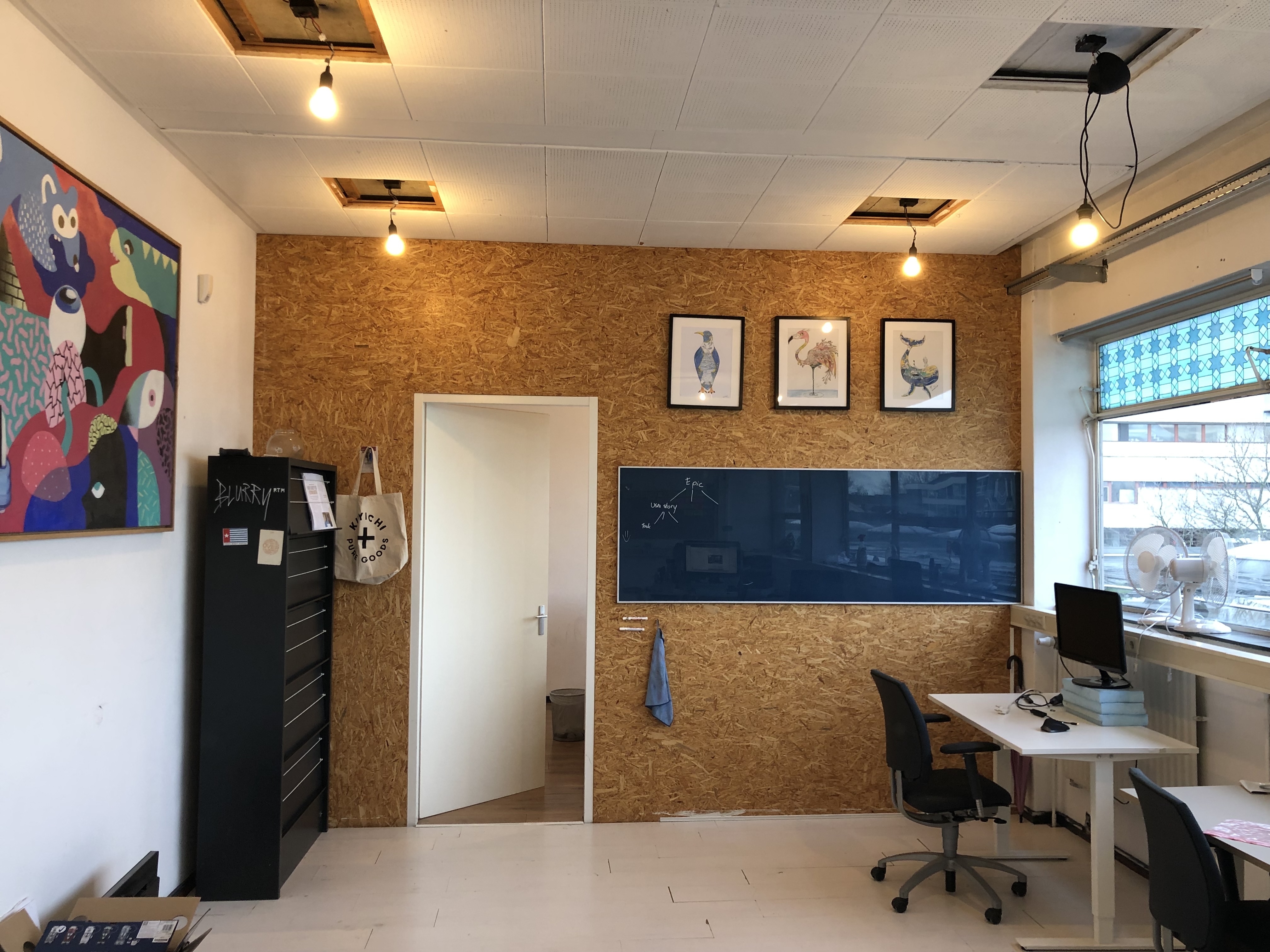 Omslagfoto van It Goes Forward