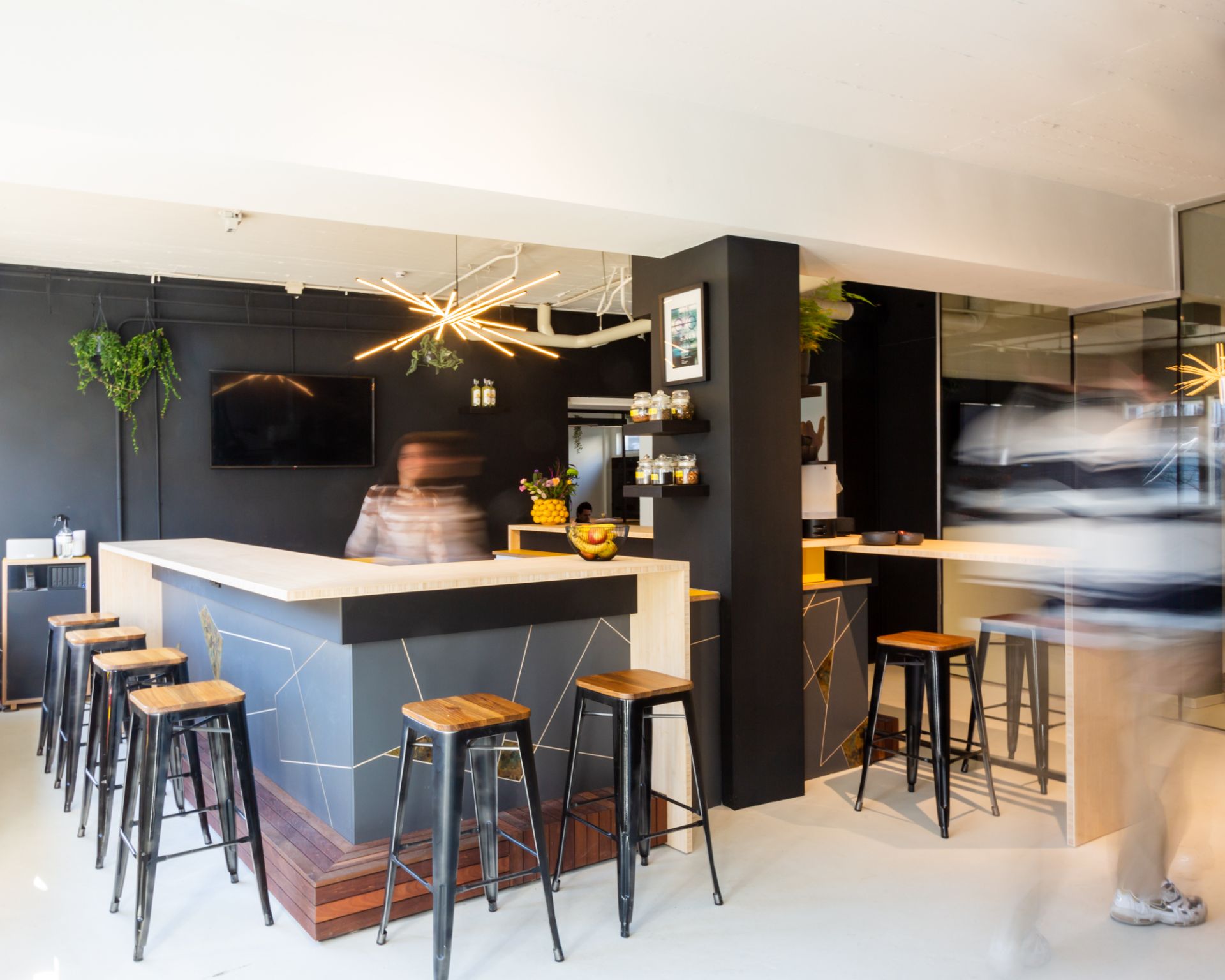 Omslagfoto van Lemon Scented Tea B.V.