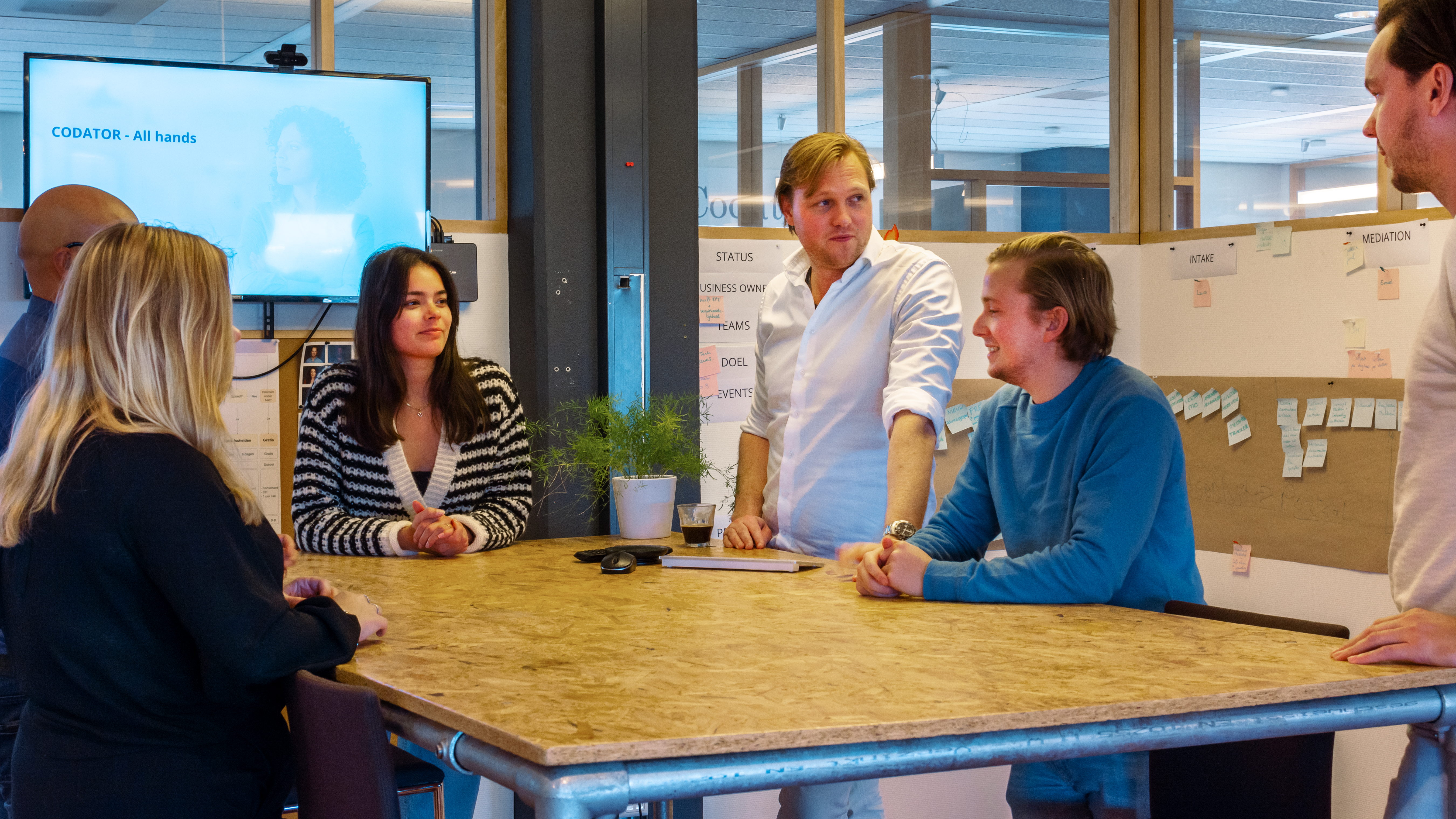 Omslagfoto van Codator