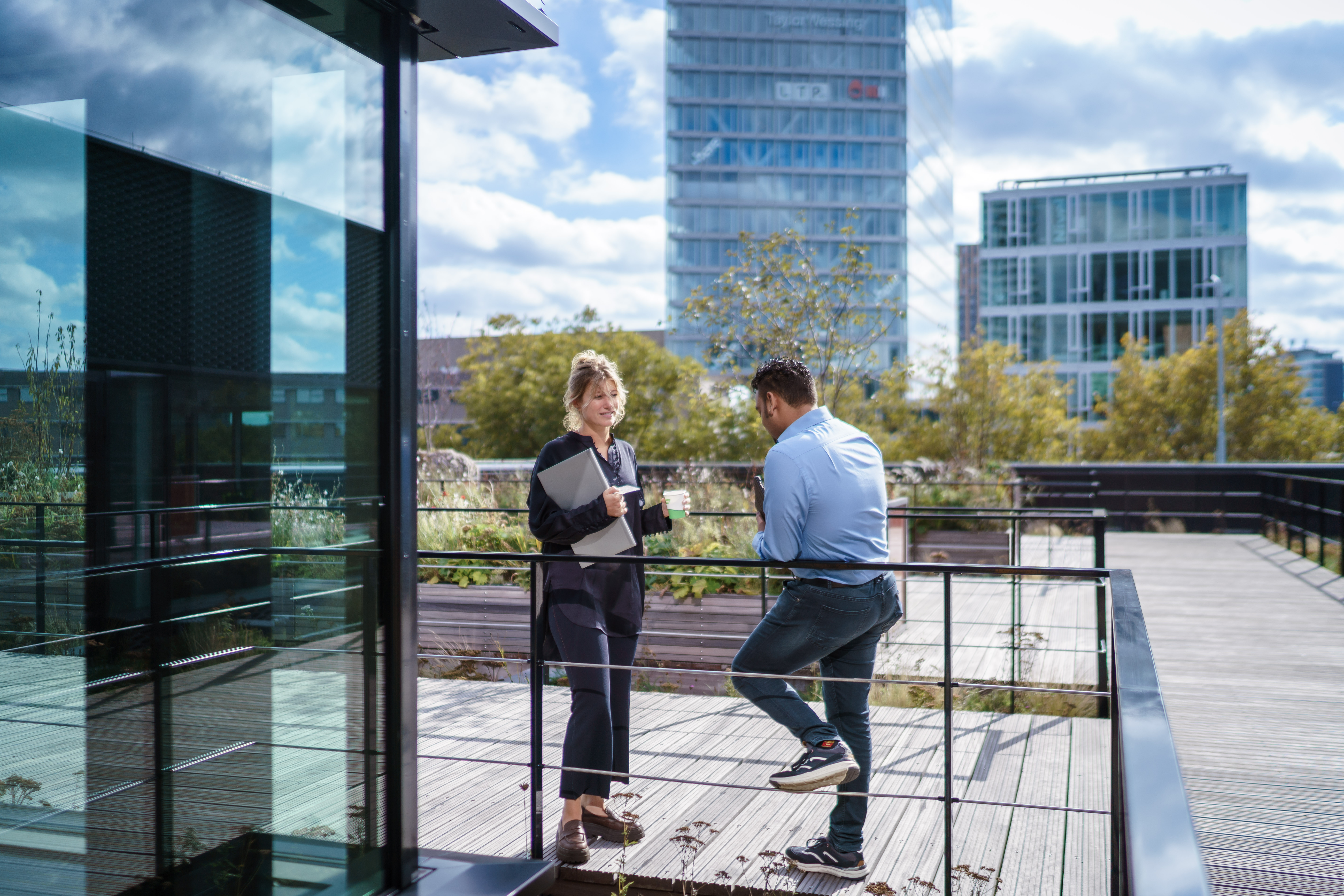 Omslagfoto van Senior adviseur ketencontrol bij Belastingdienst