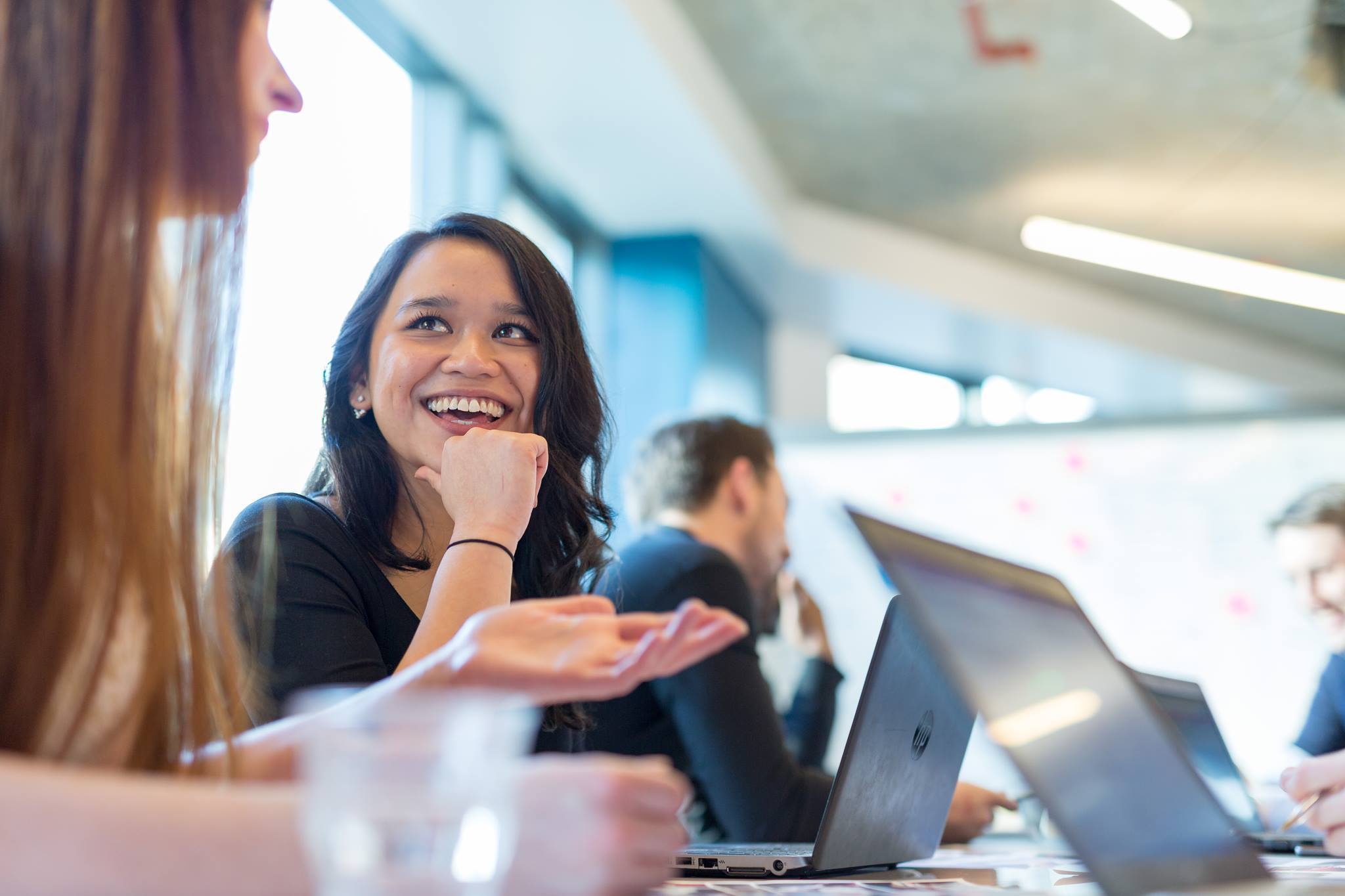 Omslagfoto van AVADO