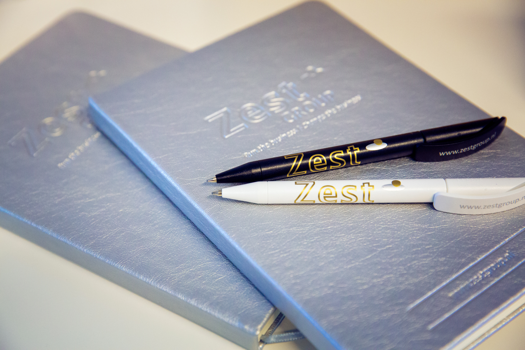 Omslagfoto van Zestgroup