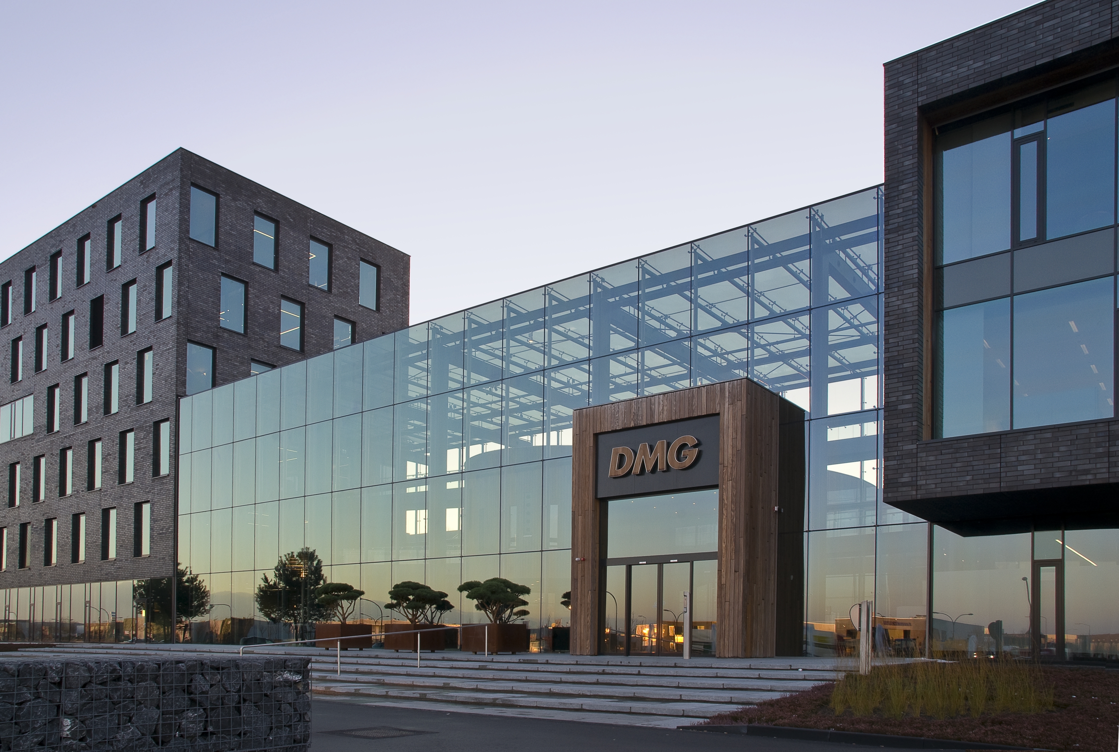 De Mandemakers Group logo