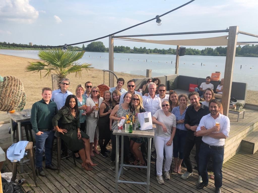 Omslagfoto van Intermedius