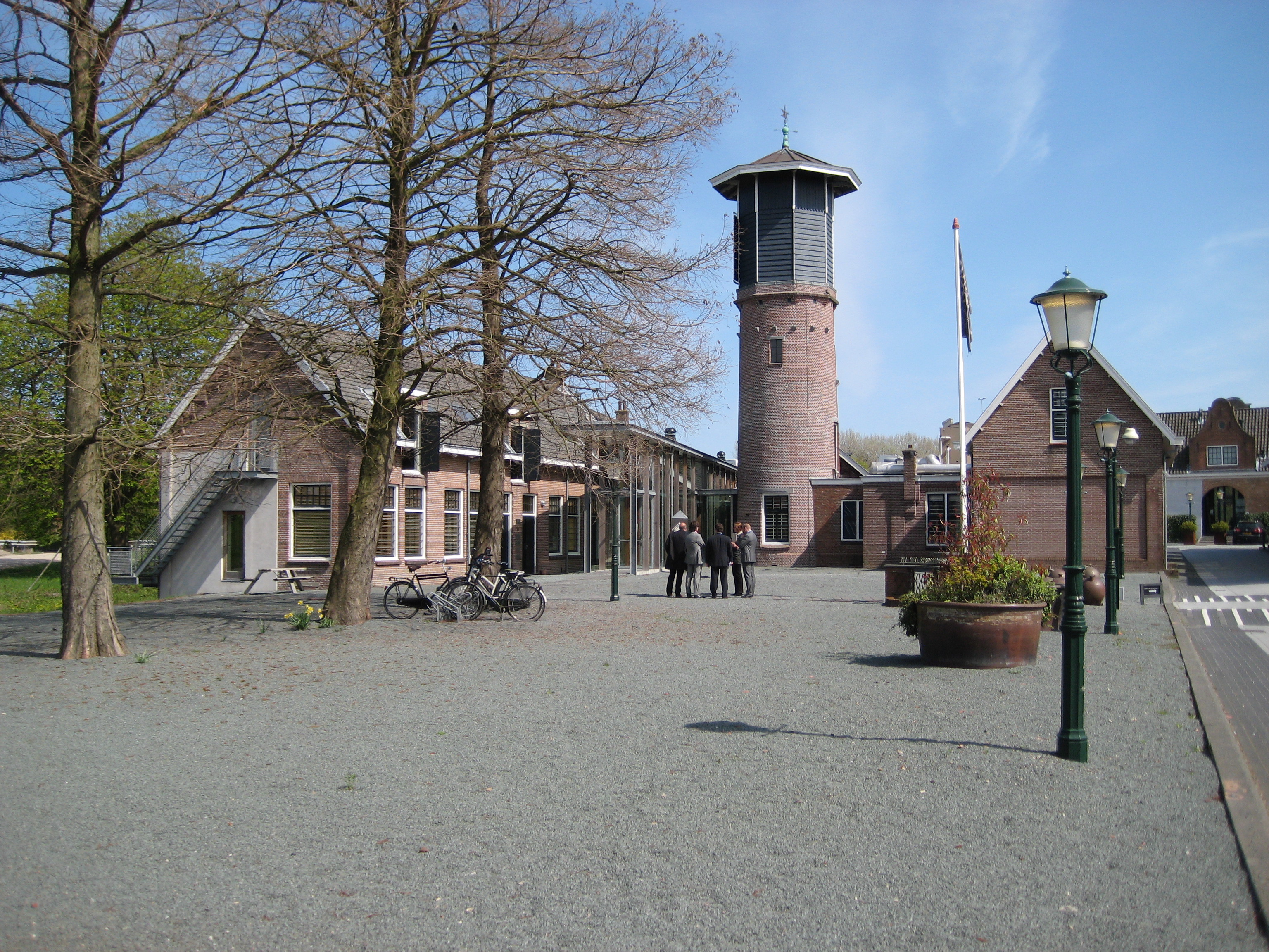 Quint 's cover photo