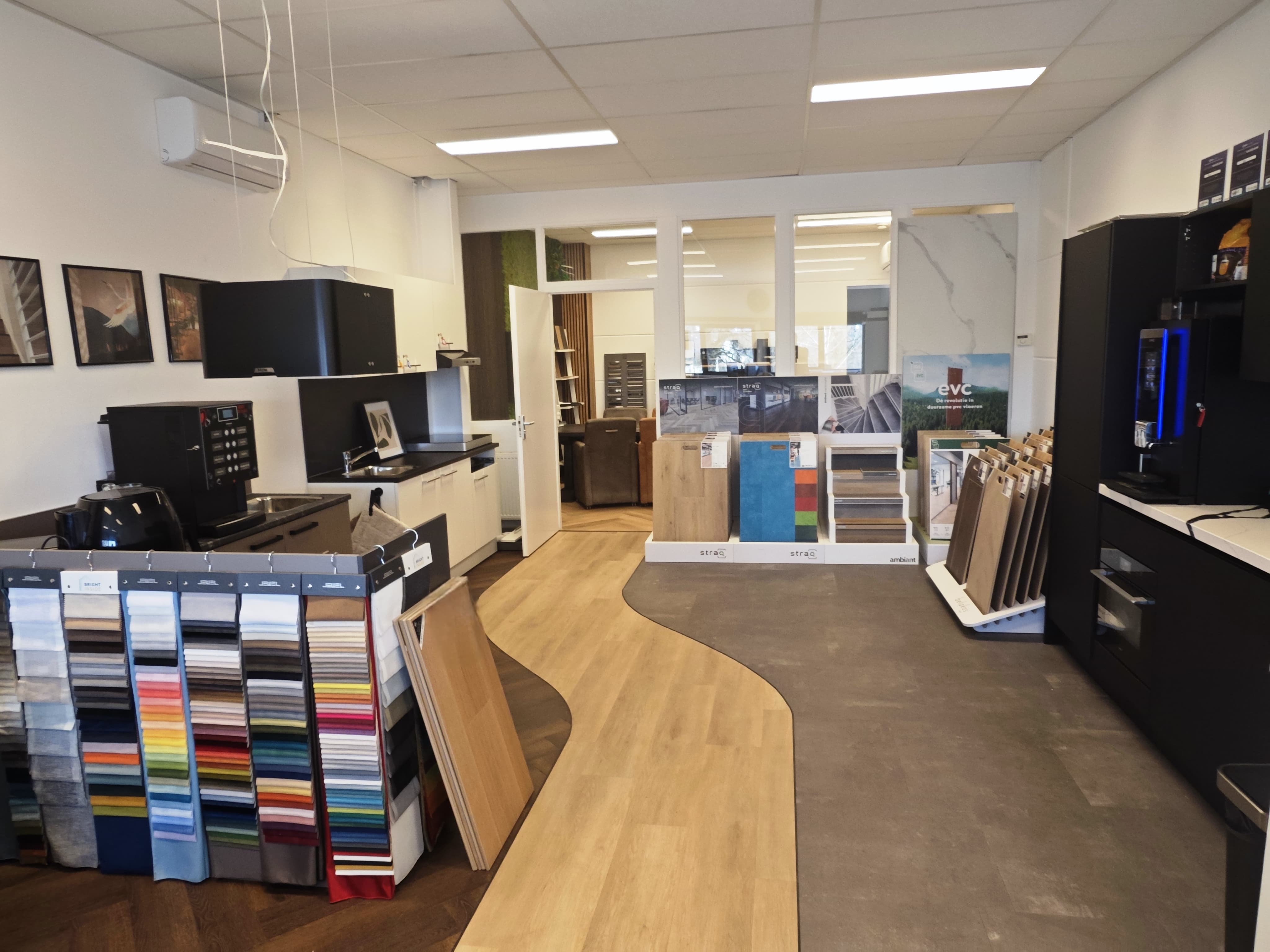 Omslagfoto van Bright Inside