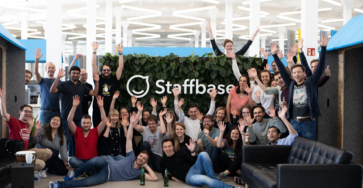 Omslagfoto van Staffbase