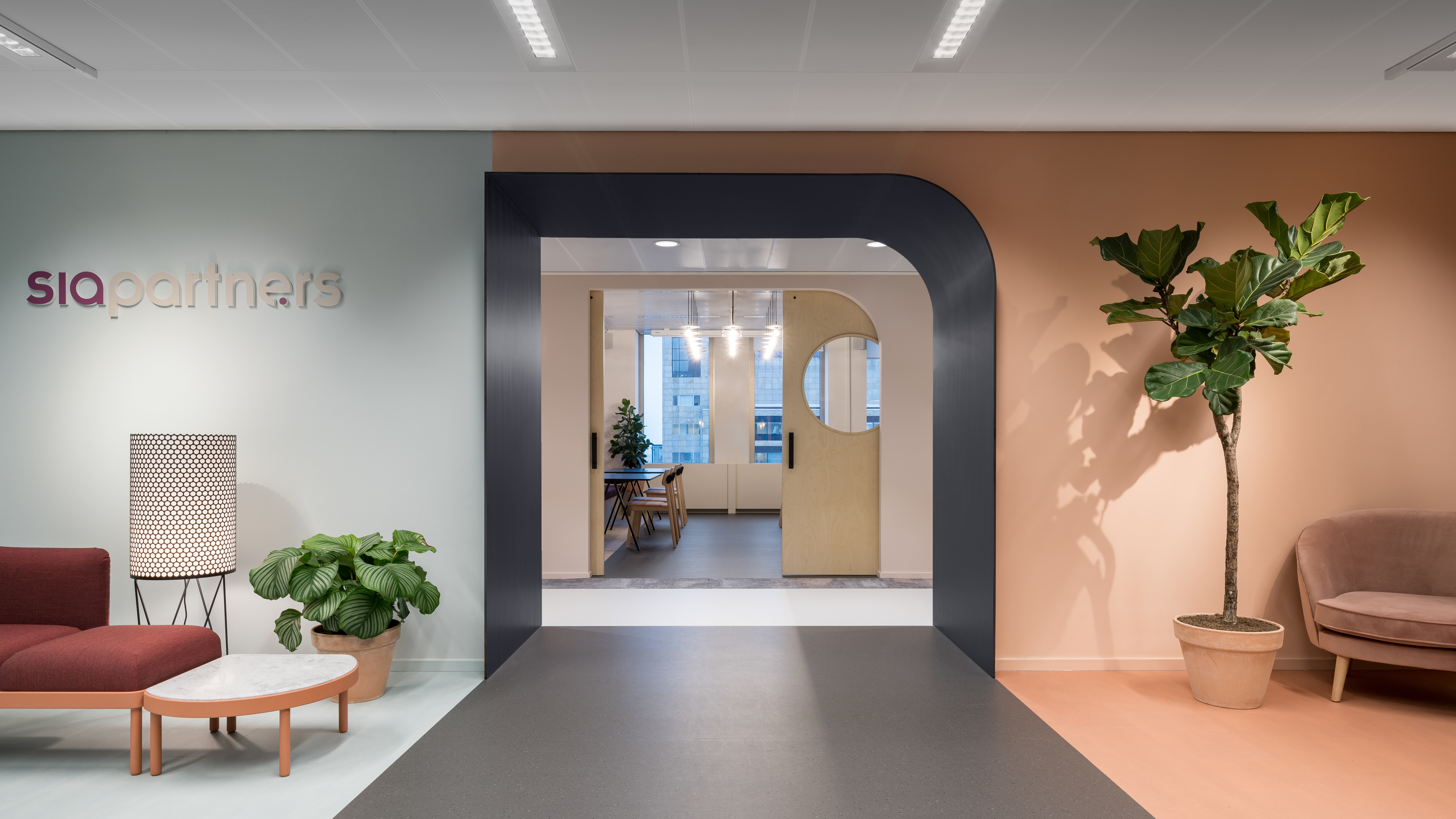 Omslagfoto van Data Management Consultant bij Sia Partners