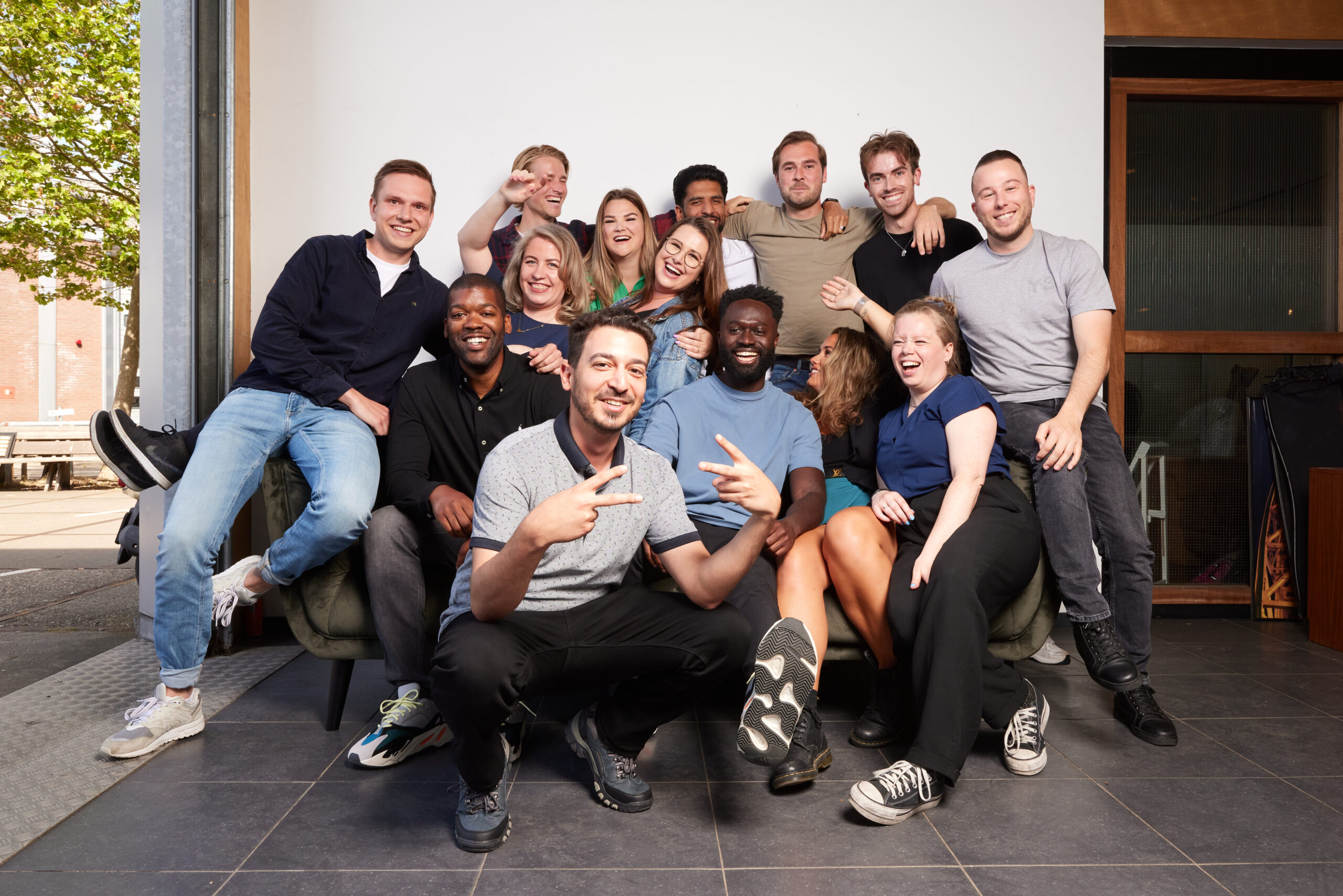 Omslagfoto van DGTLbase