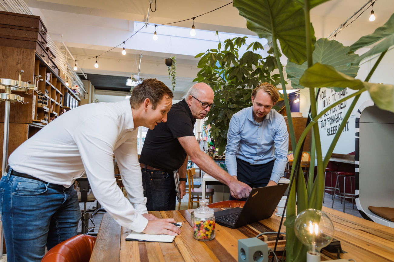 Con Vigor's cover photo