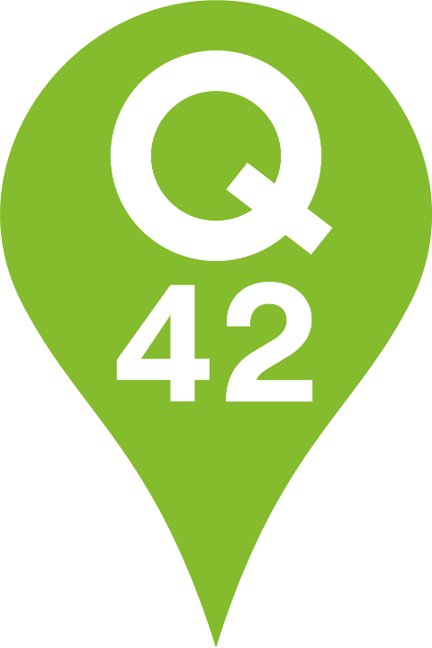 Q42 logo