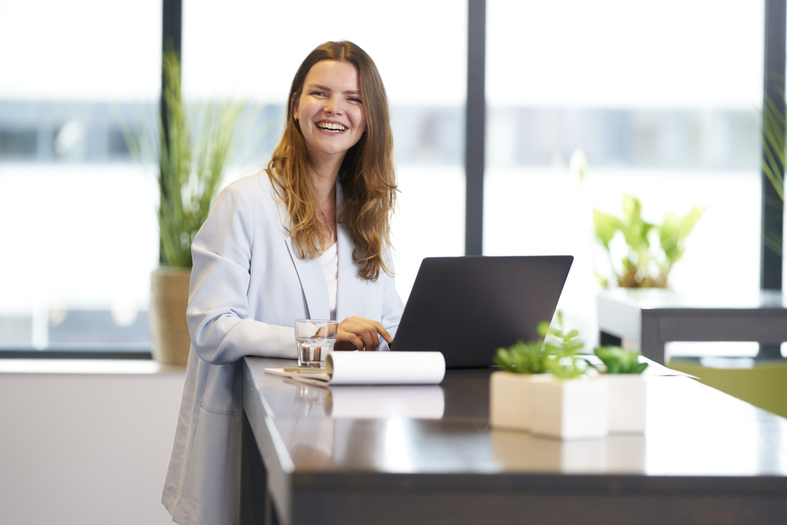 Omslagfoto van De Jong Verpakking BV